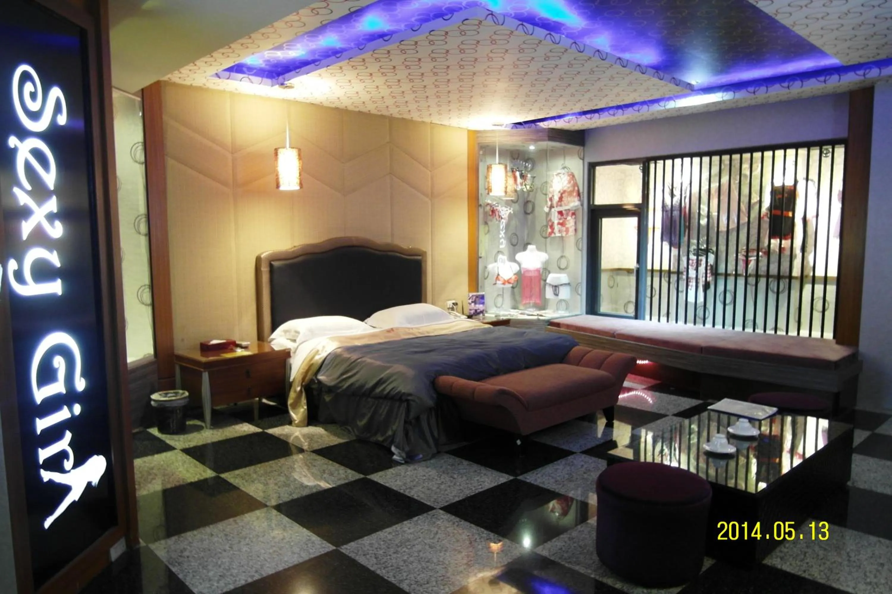 On site, Bed in Water City Motel