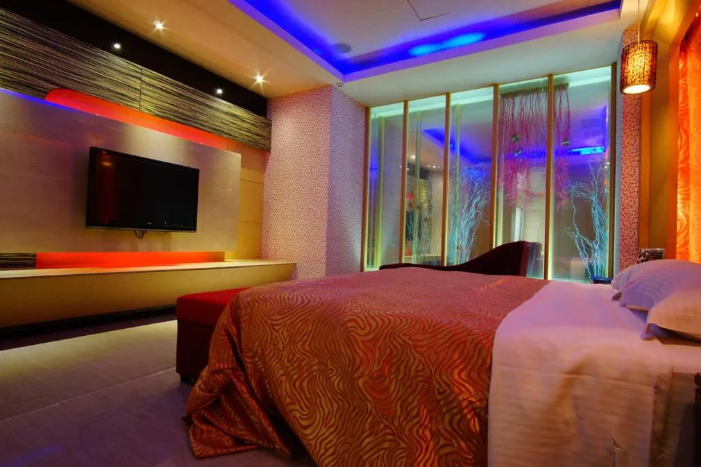 Bedroom, Bed in Water City Motel