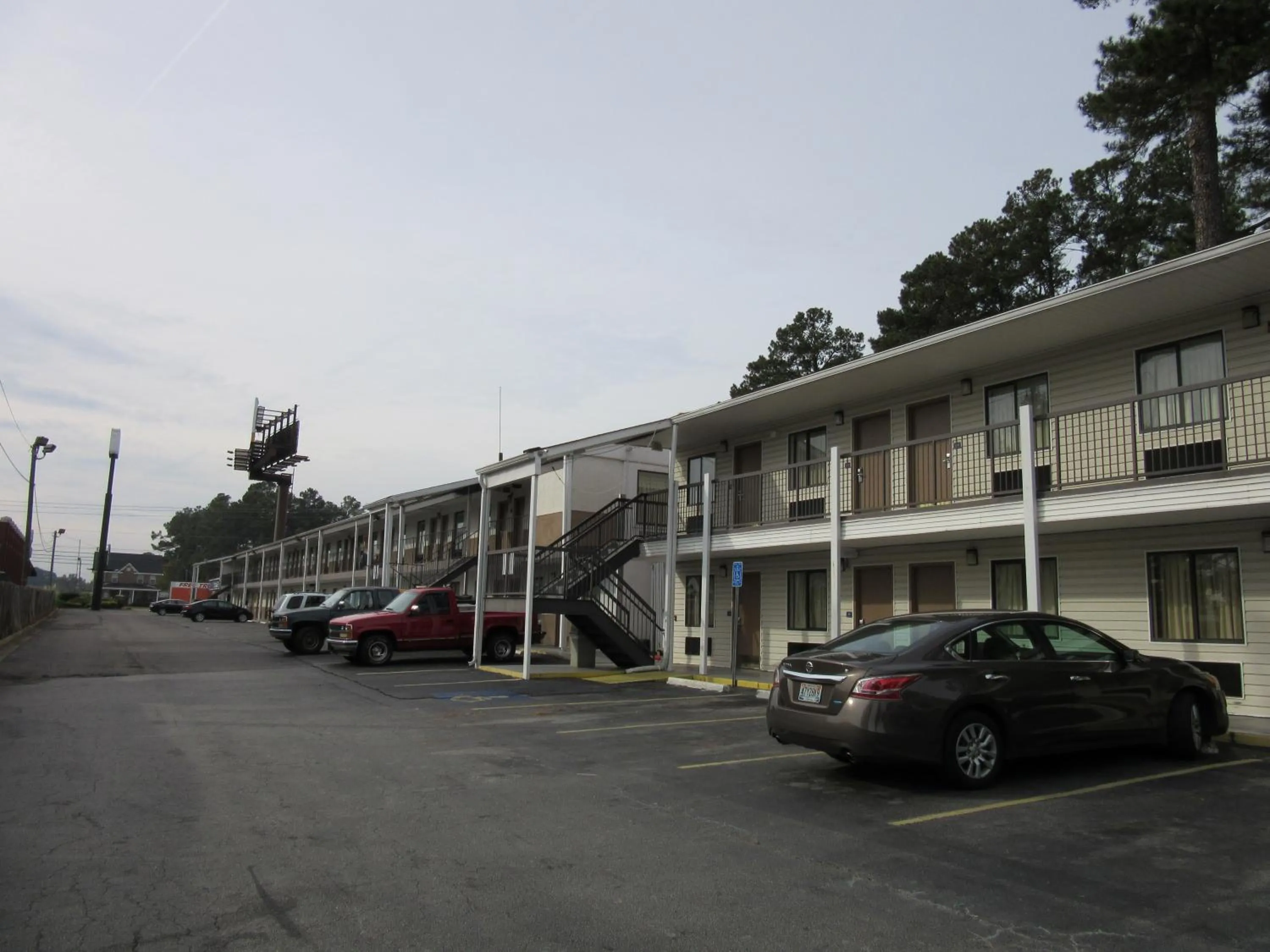 Property building in Heritage Inn Augusta