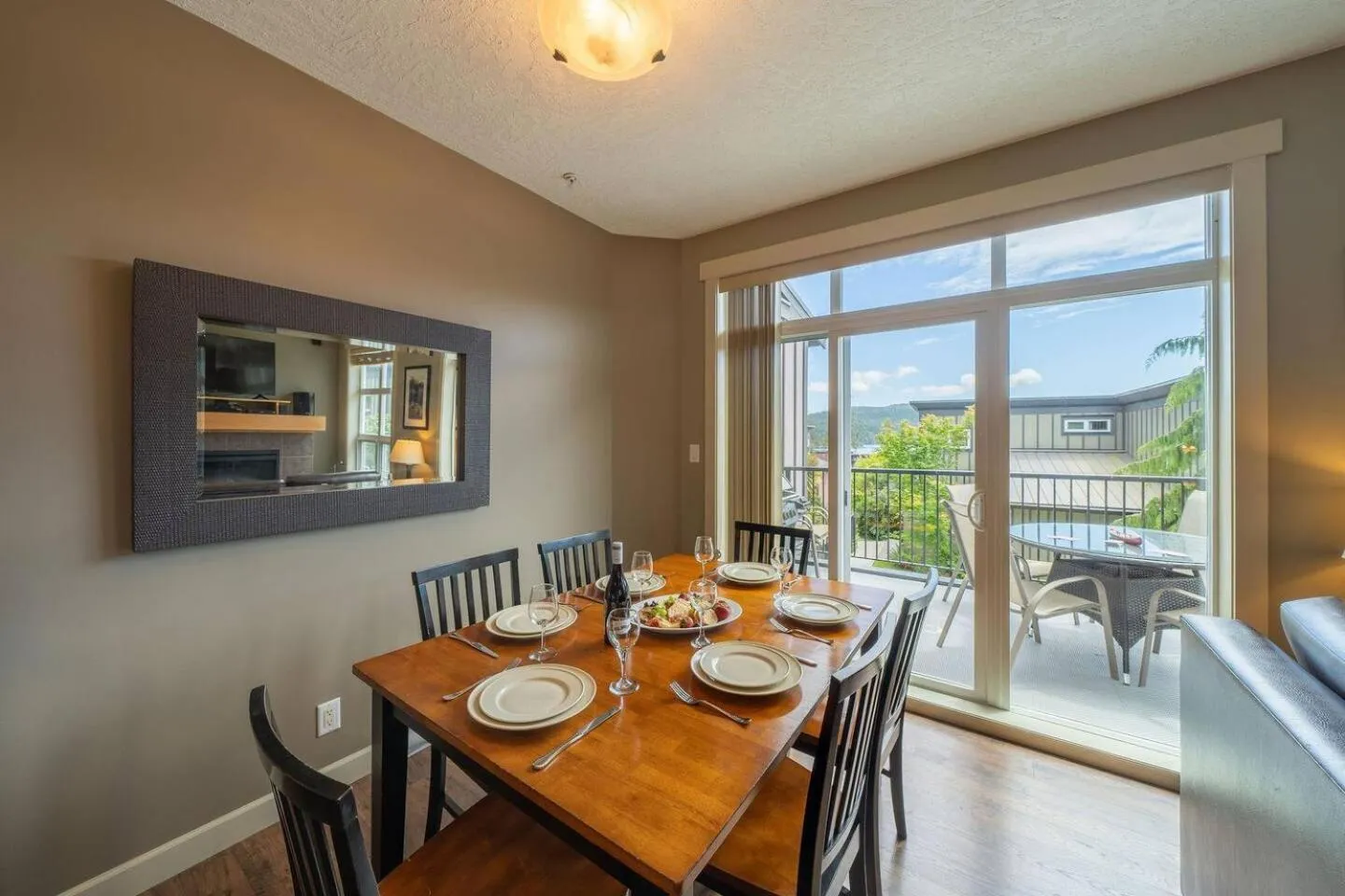 Sooke Harbour Resort & Marina