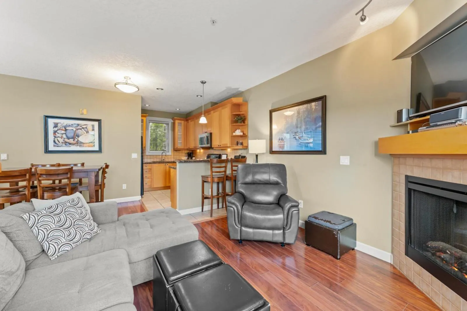 Sooke Harbour Resort & Marina