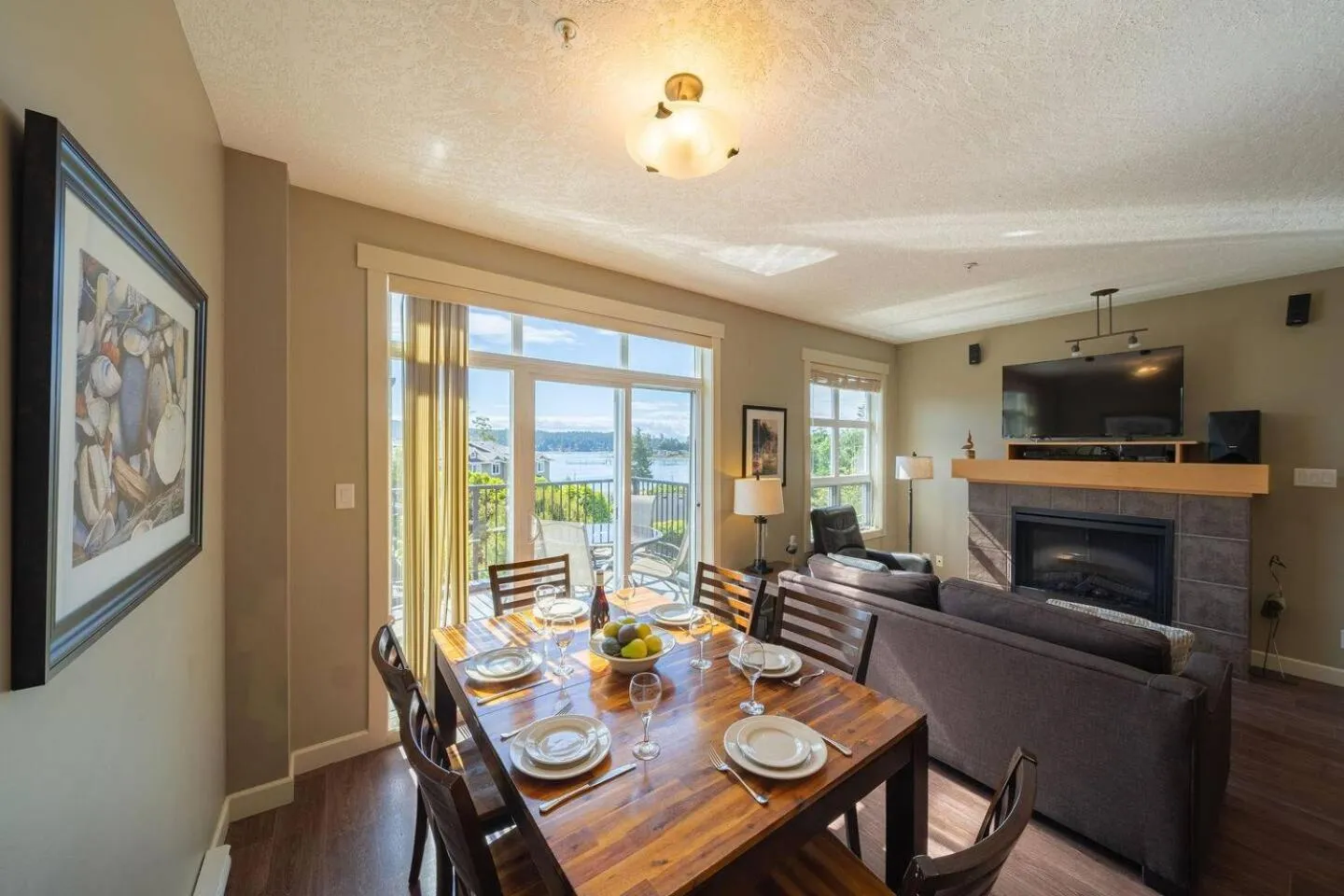 Sooke Harbour Resort & Marina