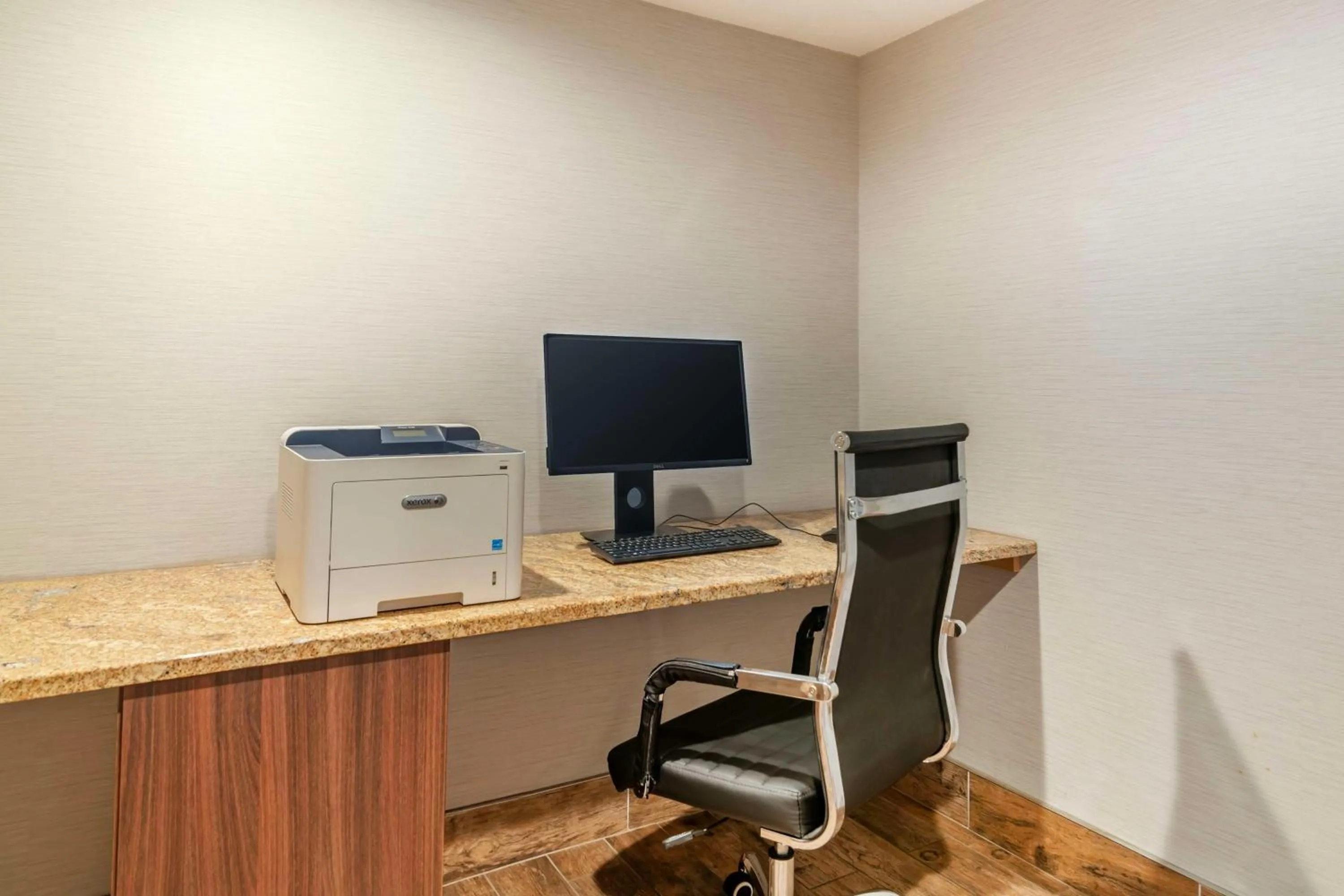 Business facilities in Best Western Liverpool-Syracuse Inn & Suites