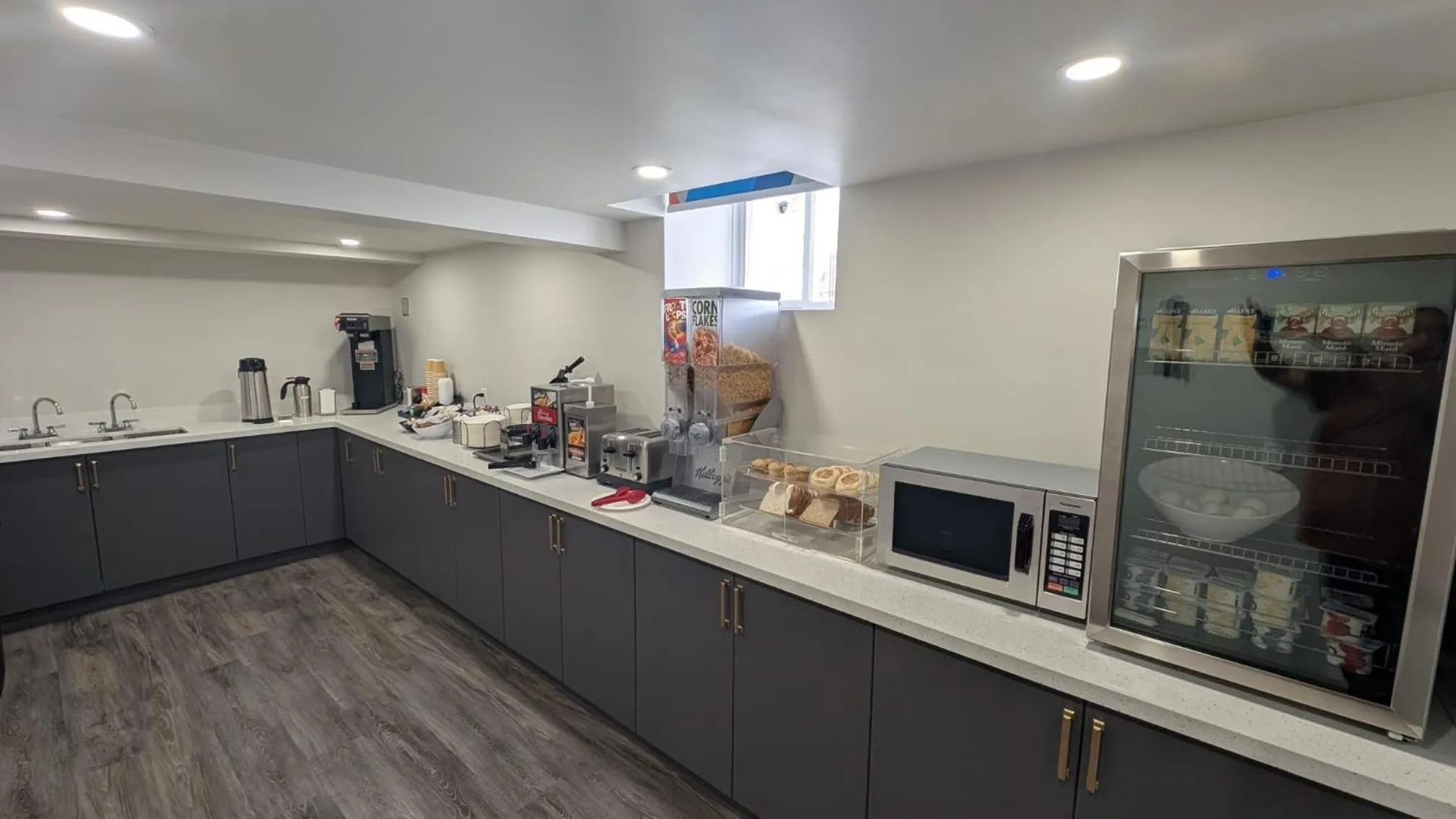 Breakfast in Northland Motel