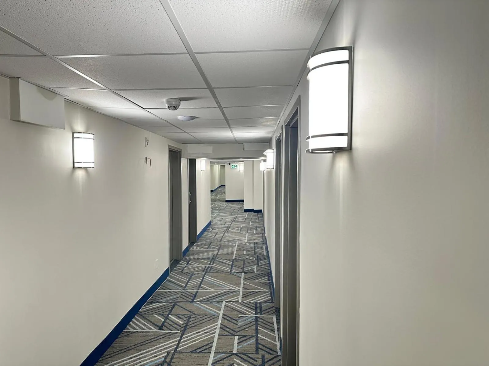 Lobby or reception in Northland Motel