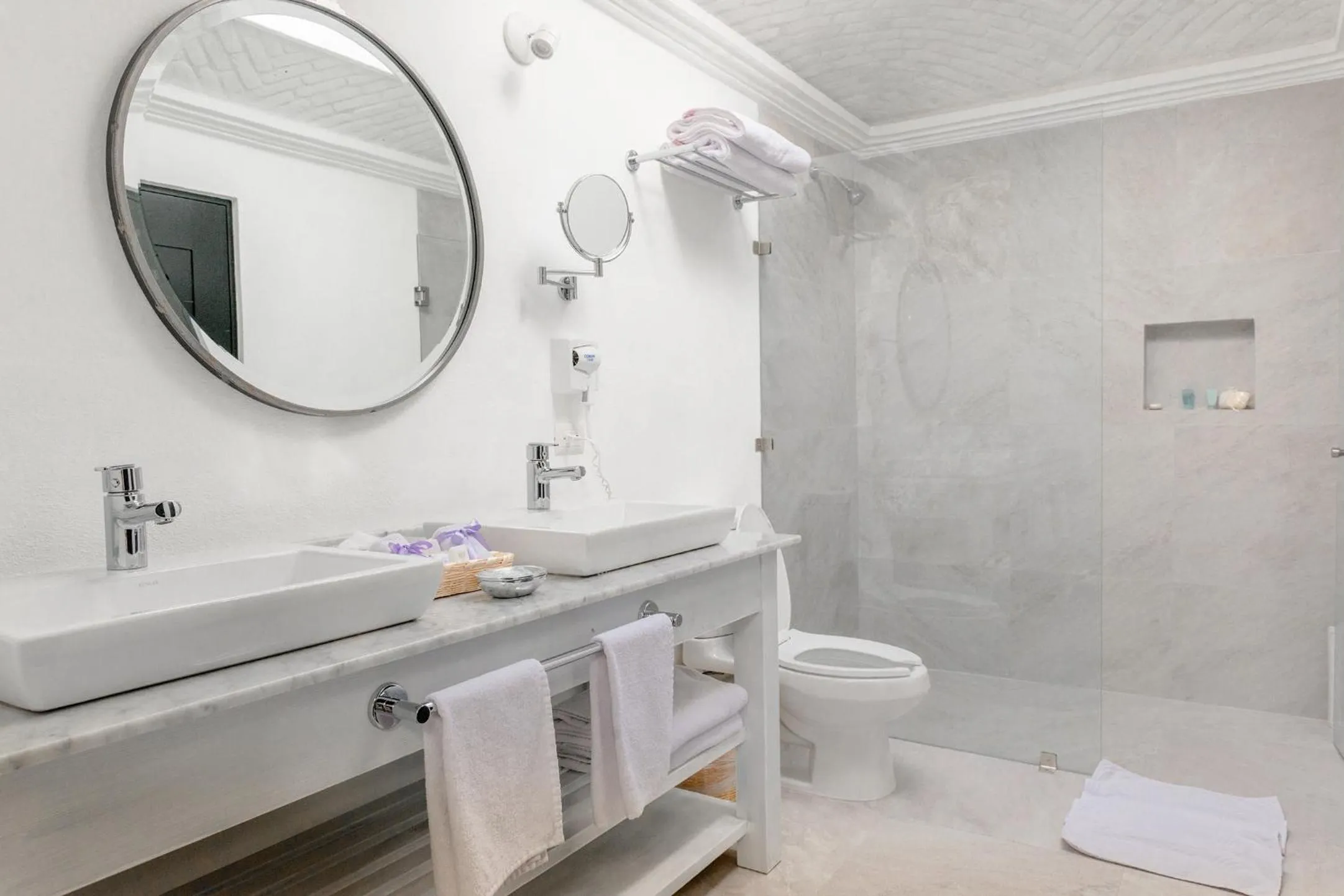 Bathroom in Hotel La Morada