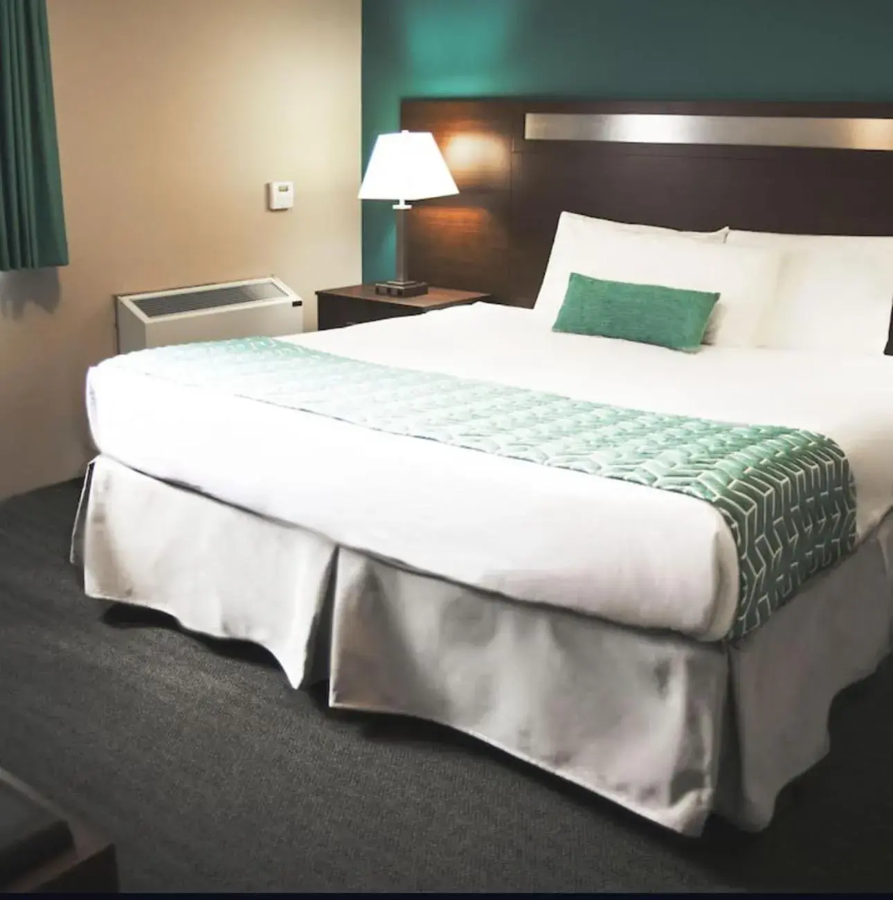 1 King Bed, Suite, Non-Smoking in Ramada by Wyndham 1 King Bed, Suite, Non-Smoking in Ramada by Wyndham