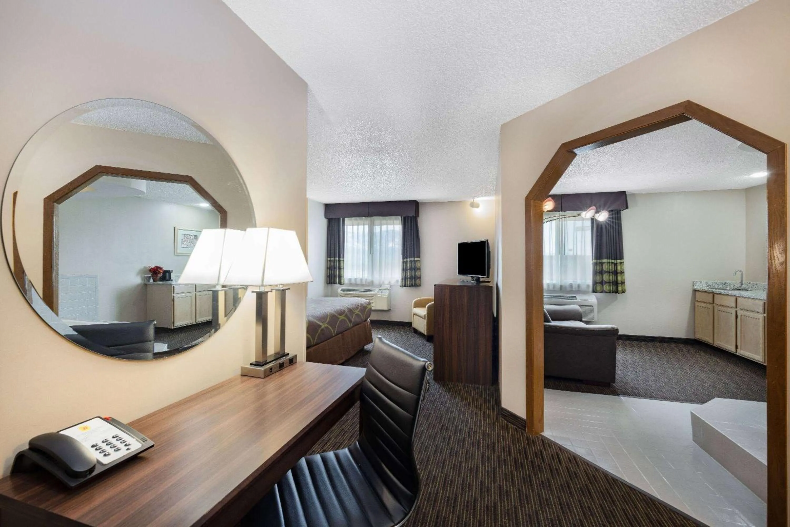 Bed in Super 8 by Wyndham Richfield UT