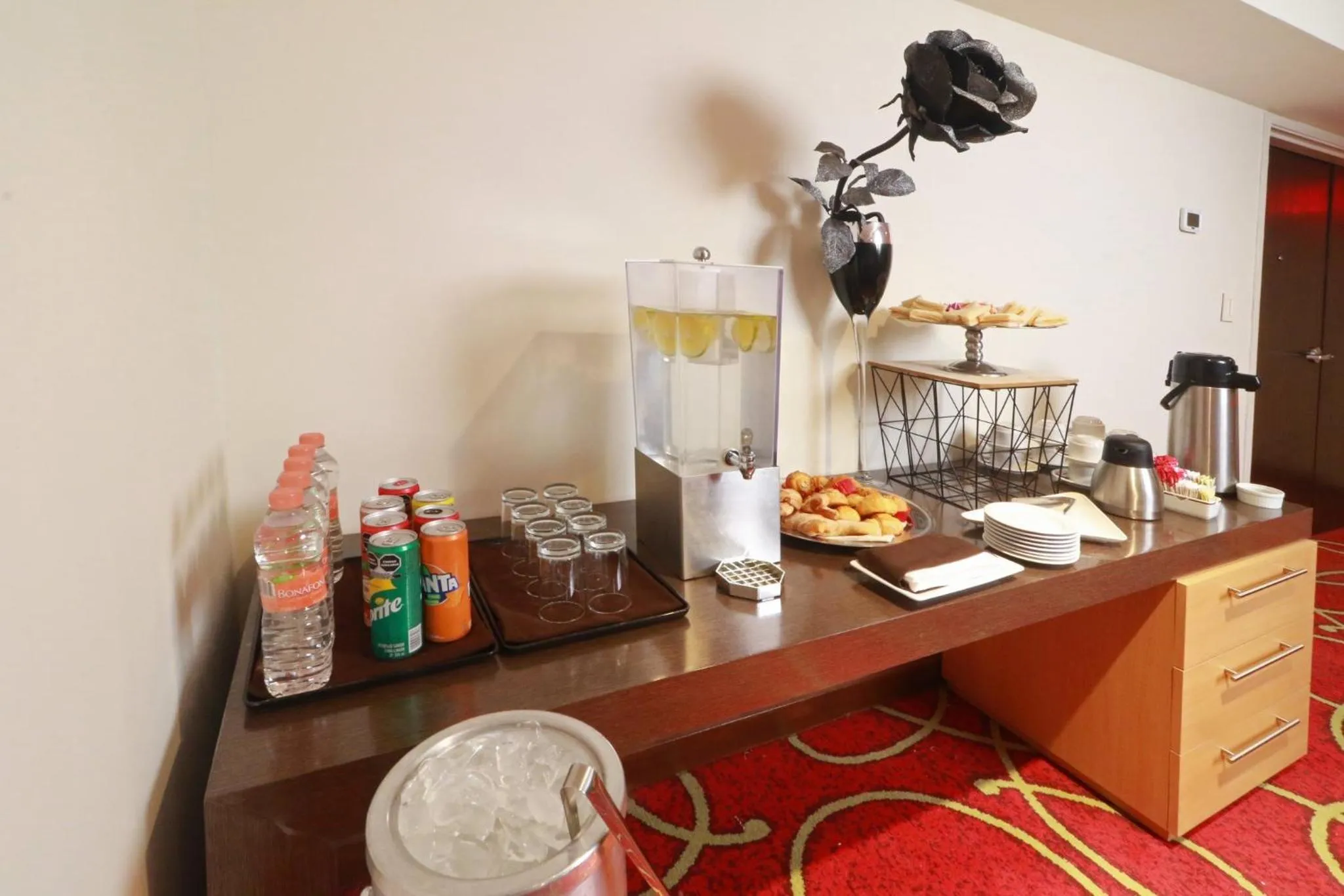 Meeting/conference room in Holiday Inn Tuxpan - Convention Center by IHG