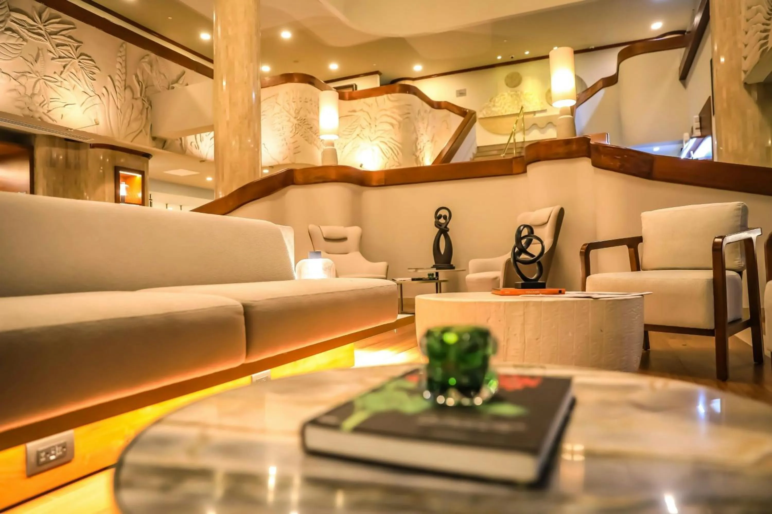 Lobby or reception in Delta Hotels by Marriott San Jose Aurola