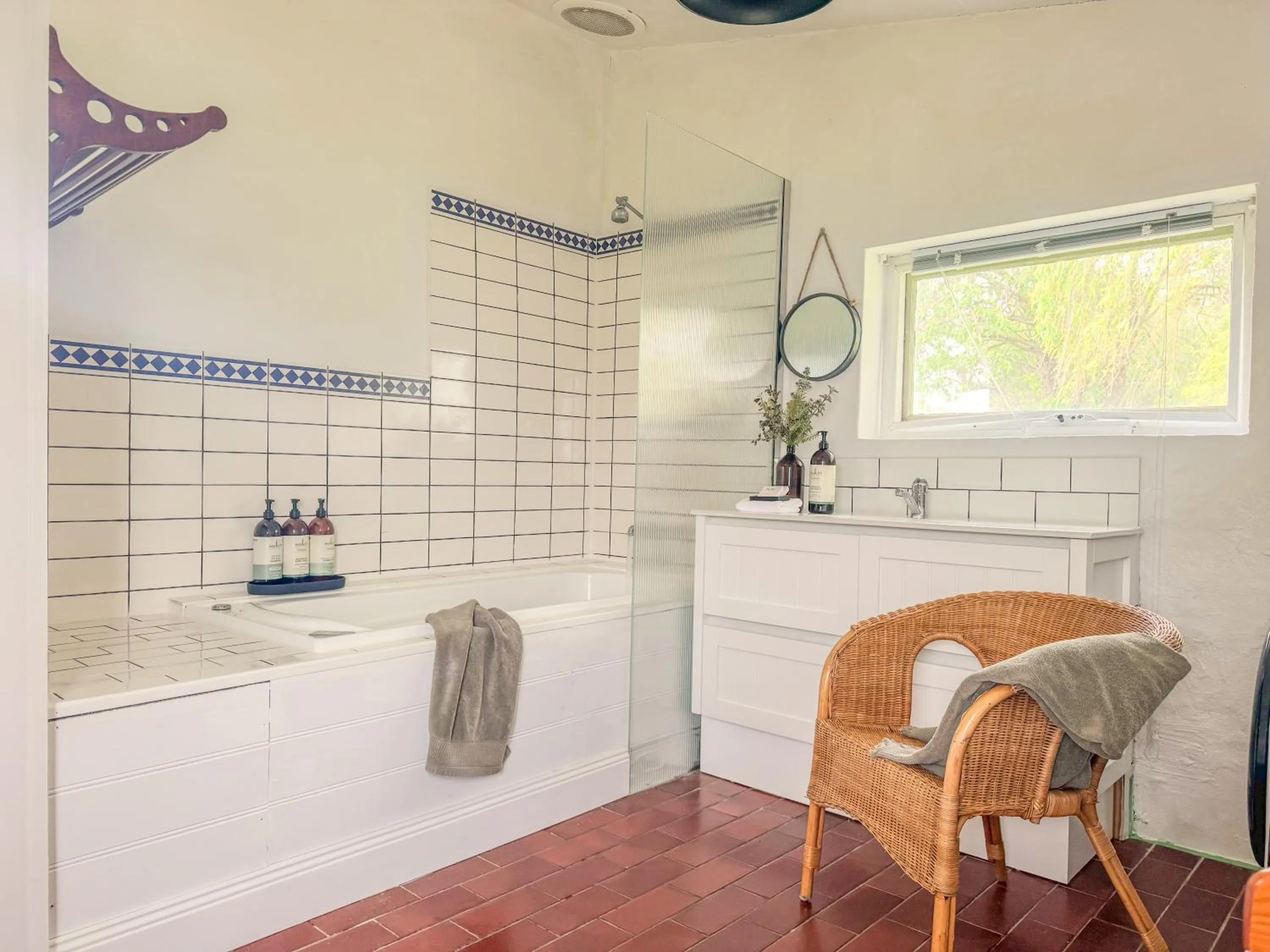 Clonmara Country House and Cottages