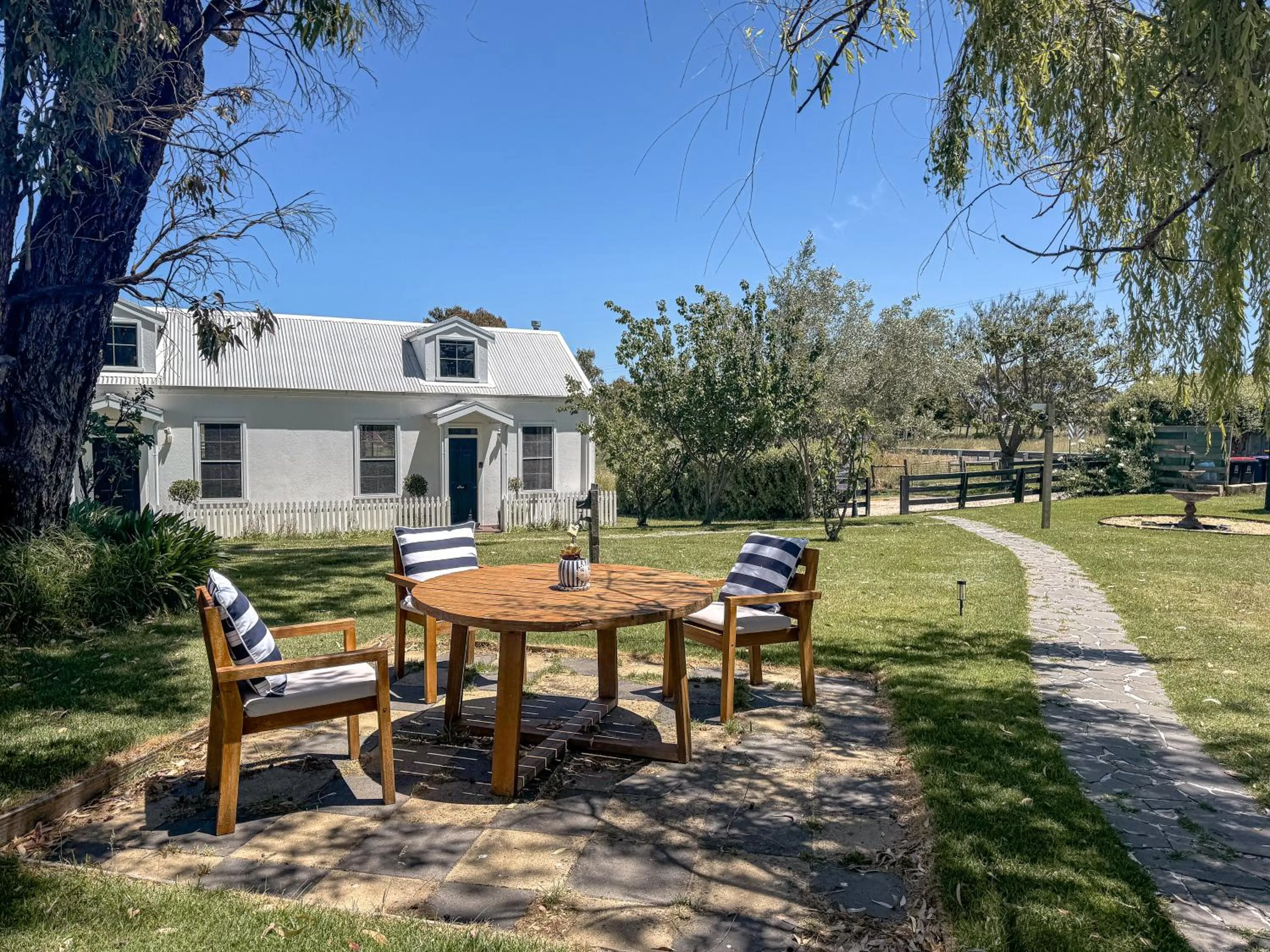 Clonmara Country House and Cottages