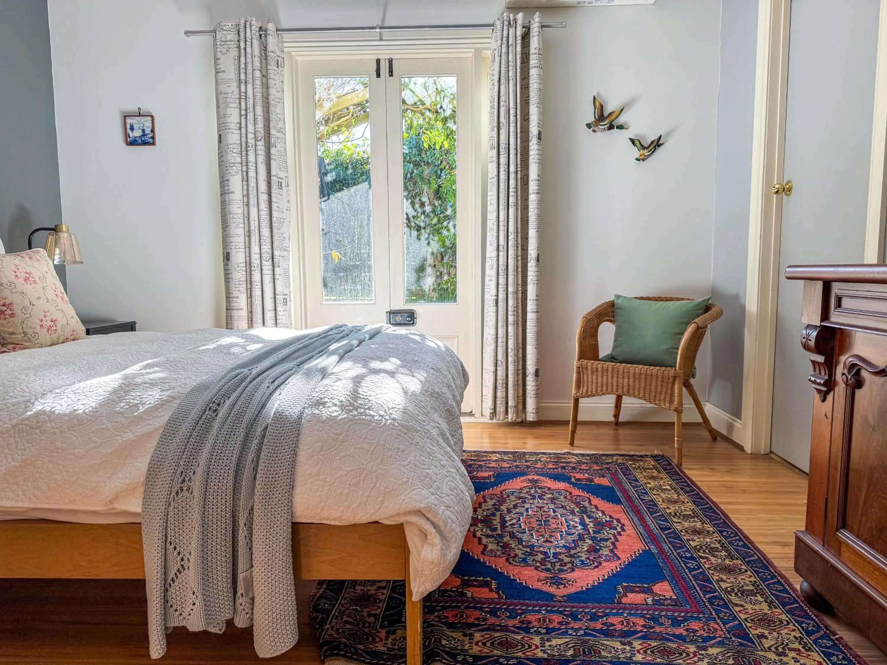 Bed in Clonmara Country House and Cottages