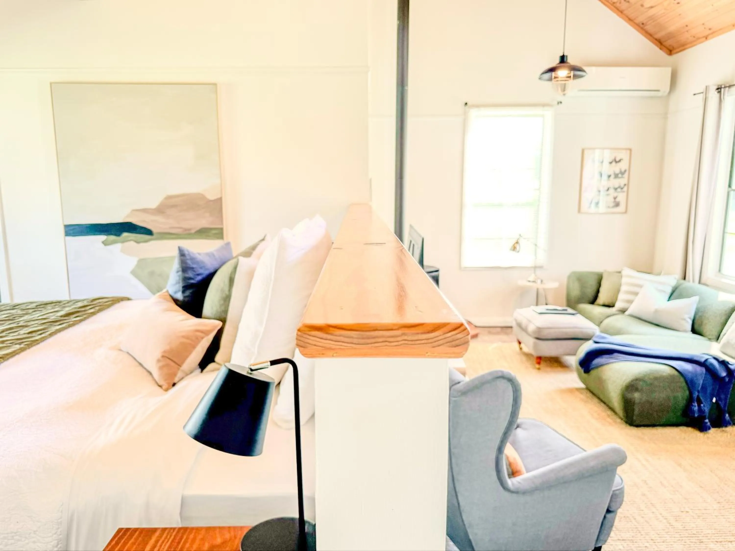 Bed in Clonmara Country House and Cottages