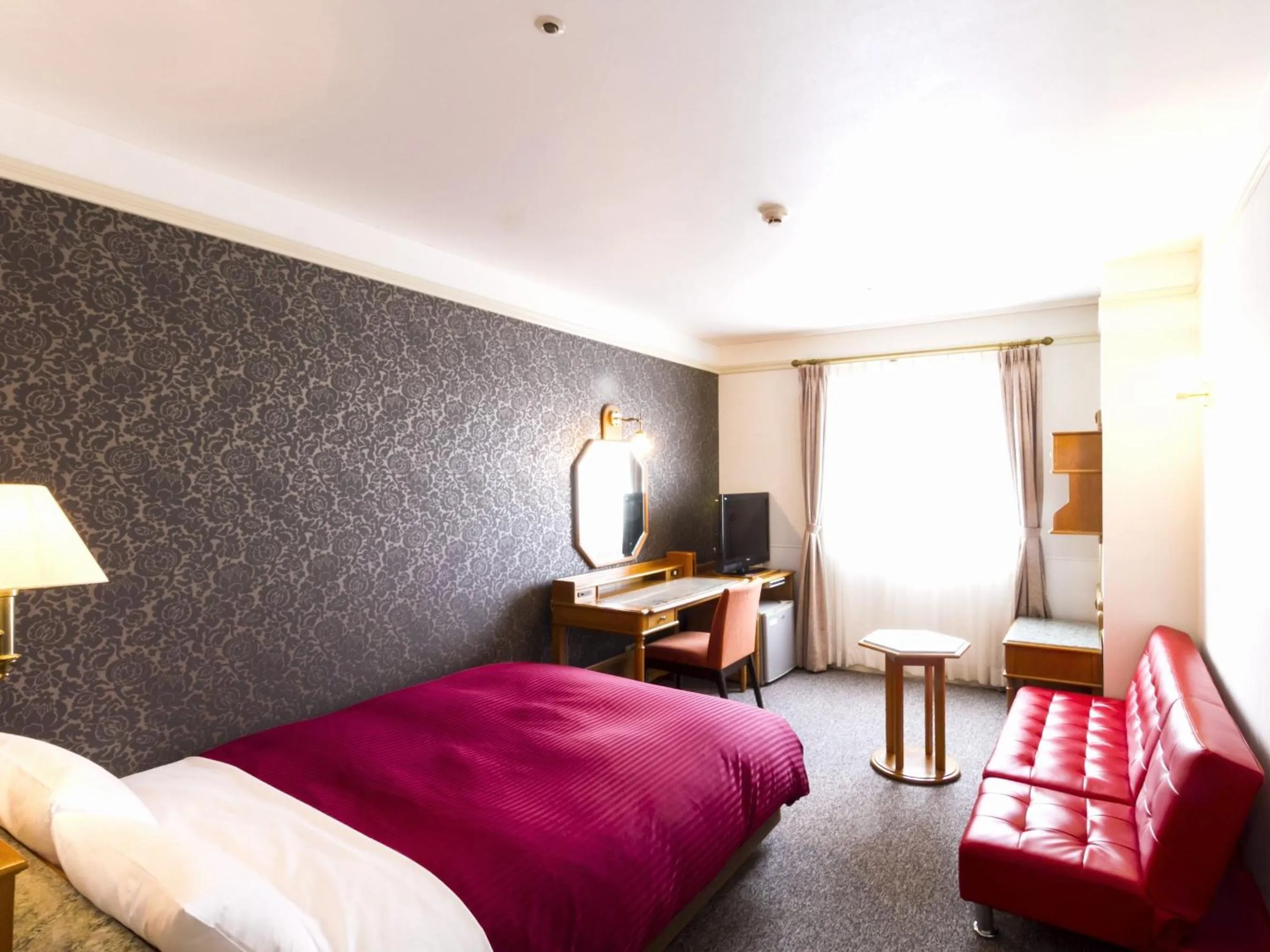 Photo of the whole room, Bed in Hotel Merieges