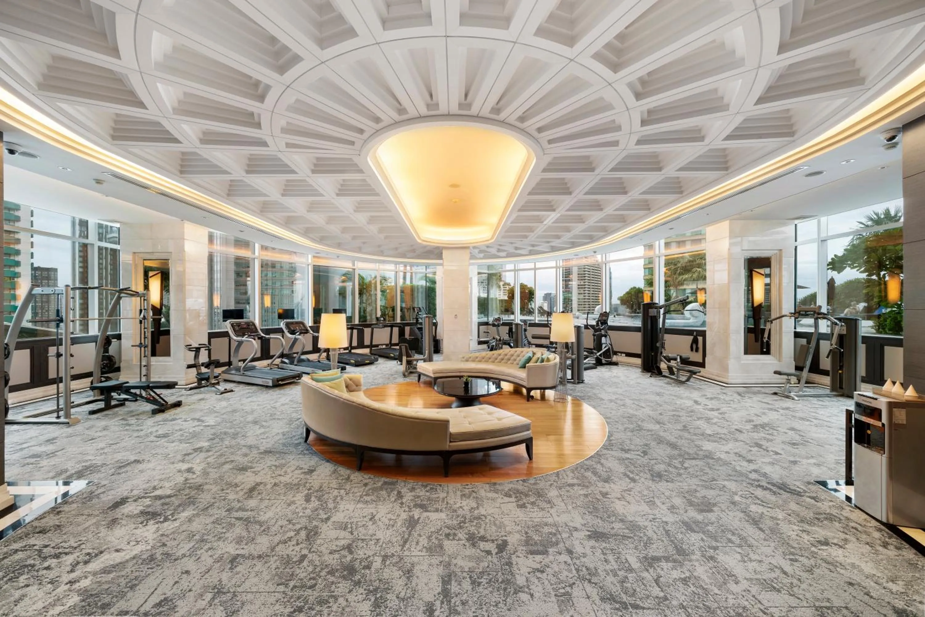 Fitness centre/facilities in Grande Centre Point Hotel Terminal21