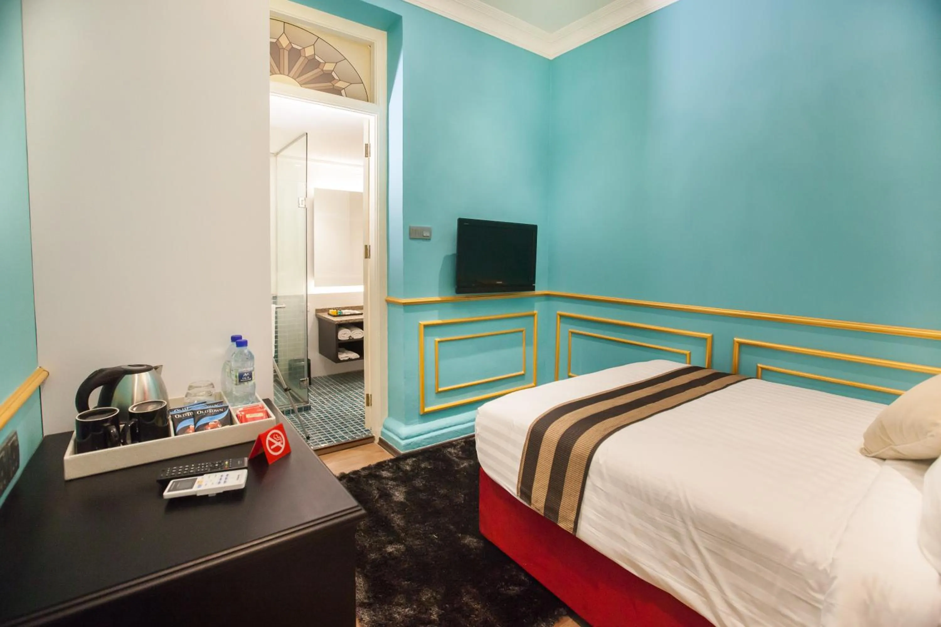 Photo of the whole room, Bed in Apple Heritage Hotel