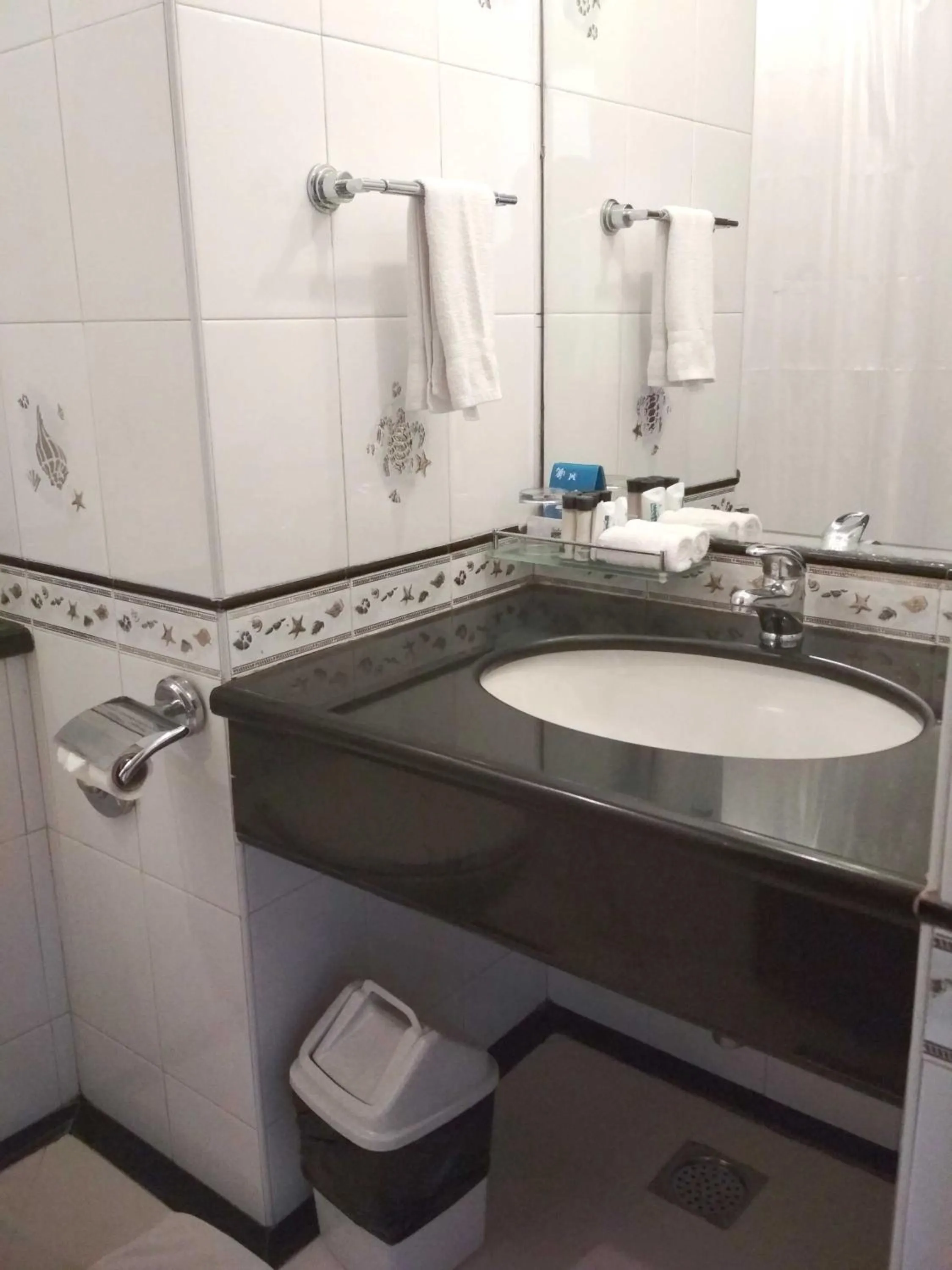 Bathroom in Hindustan Beach Retreat