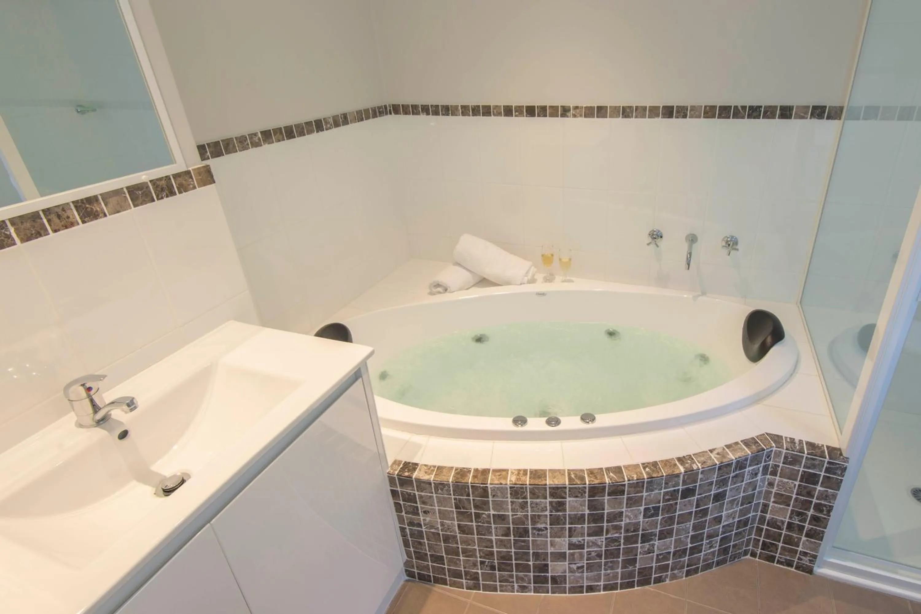 Bathroom in The Palms At Avoca