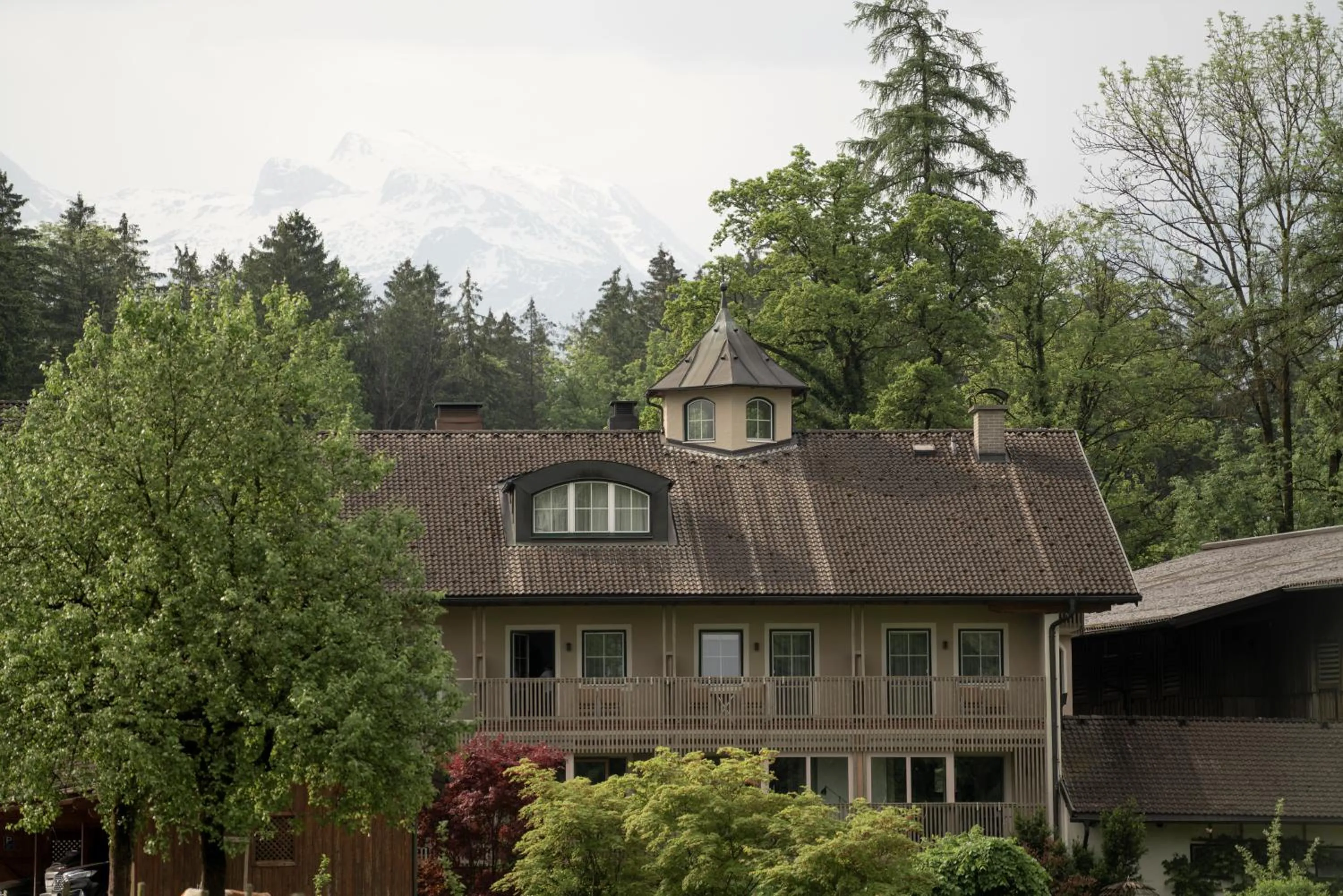 Property building in Langwies Genussherberge