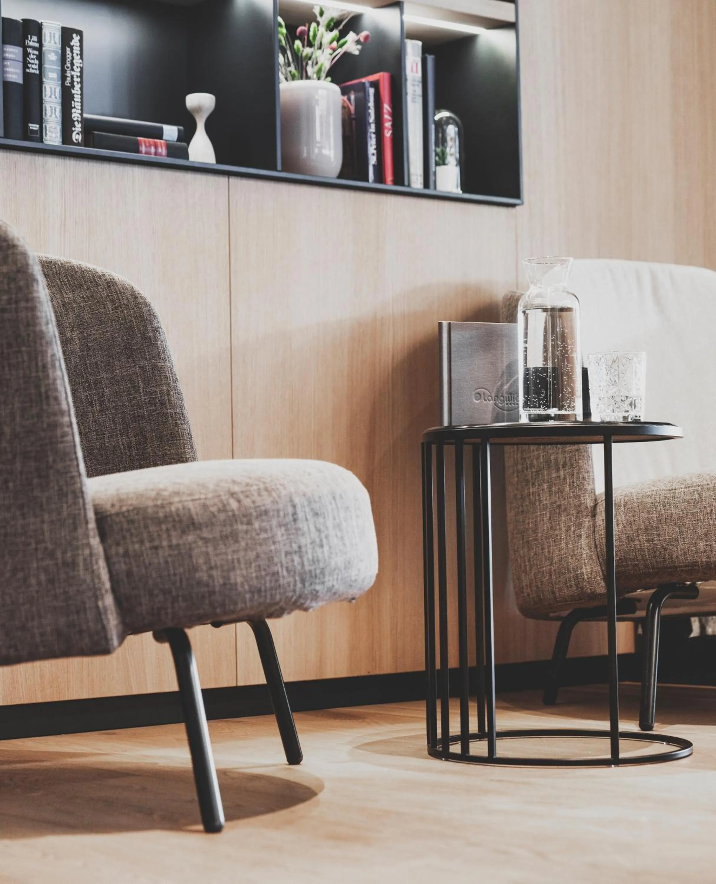 Lobby or reception in Langwies Genussherberge