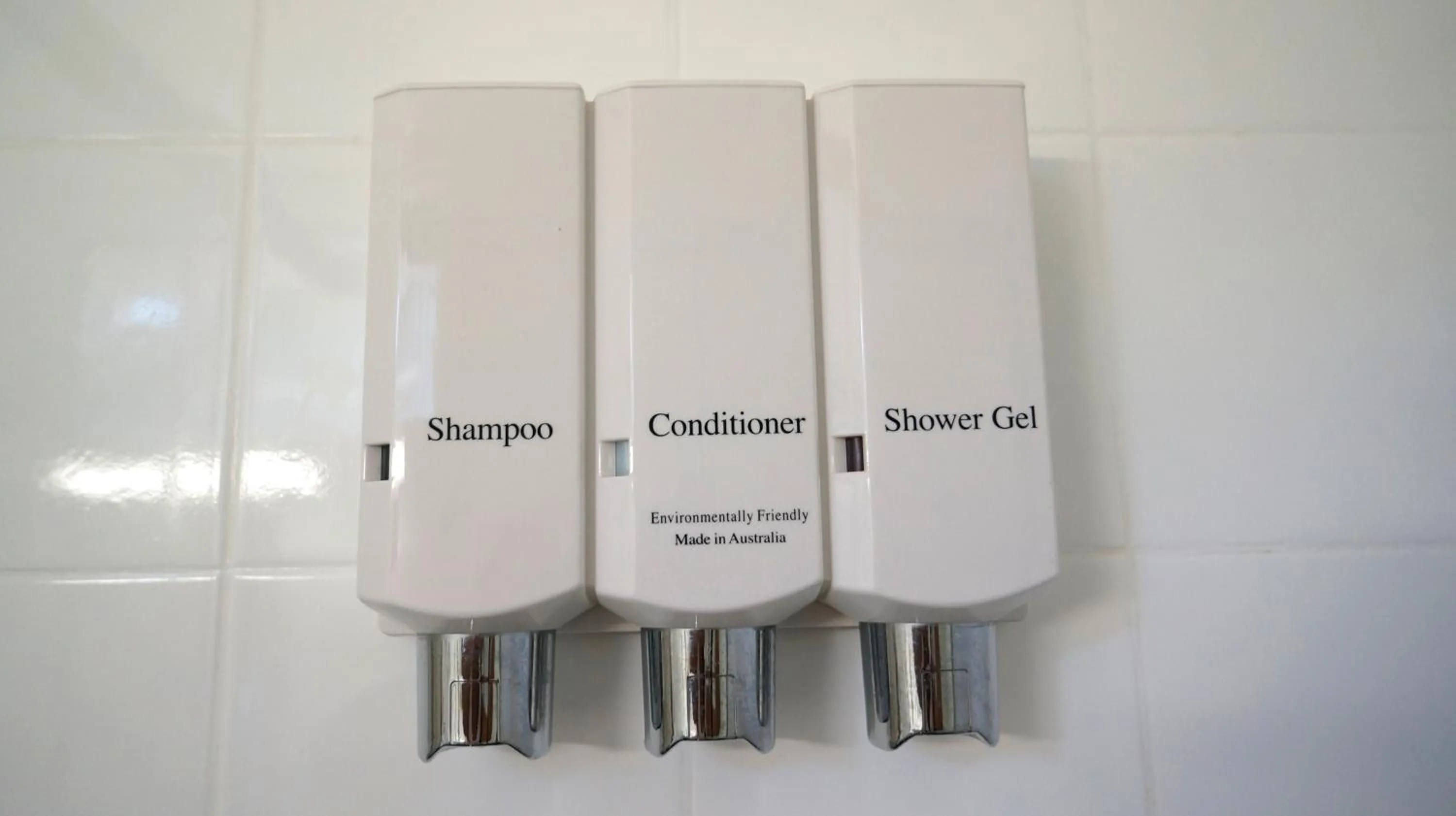 Bathroom in Highway Motor Inn Taree