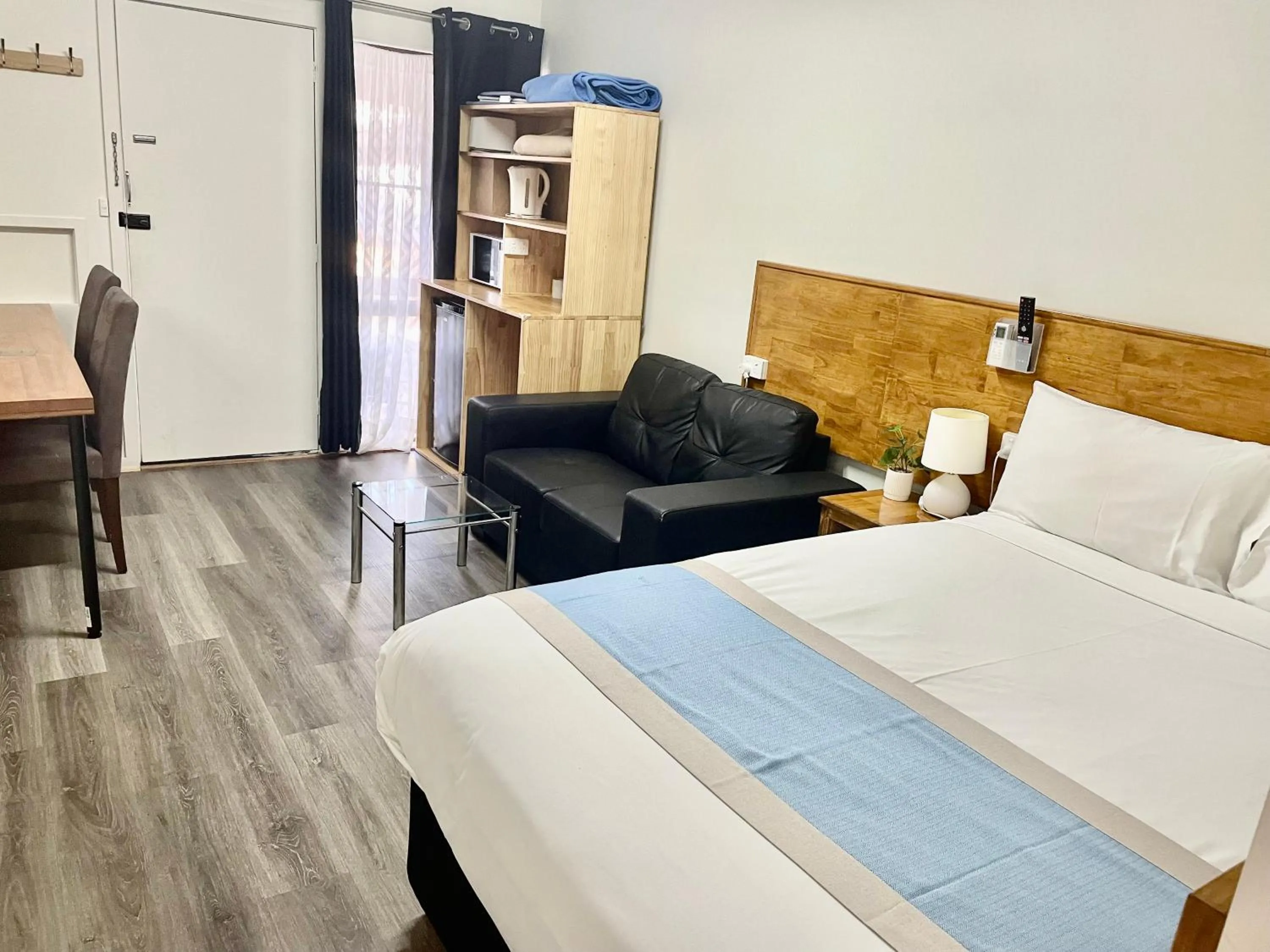 Bed in Highway Motor Inn Taree