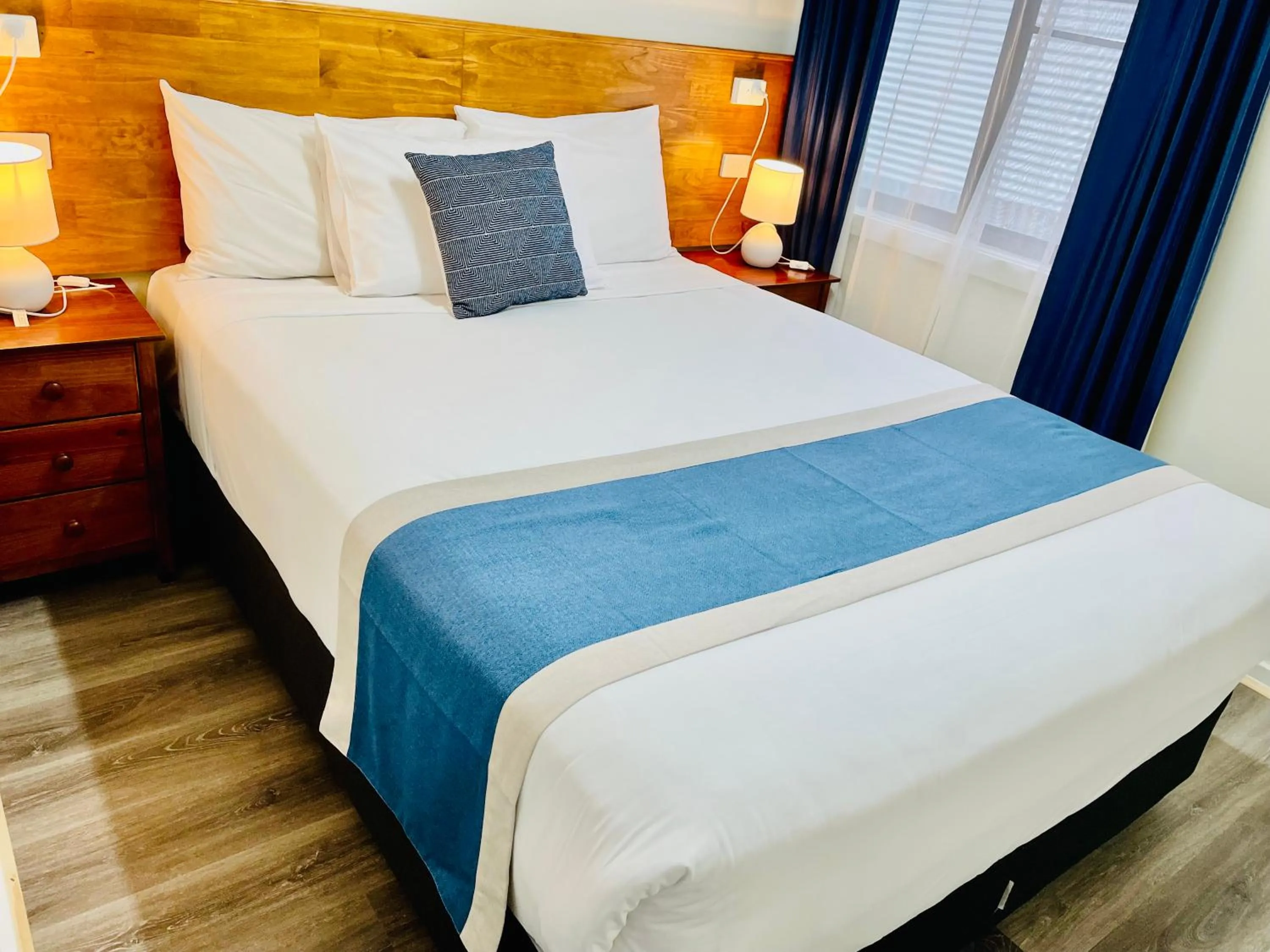 Bedroom, Bed in Highway Motor Inn Taree