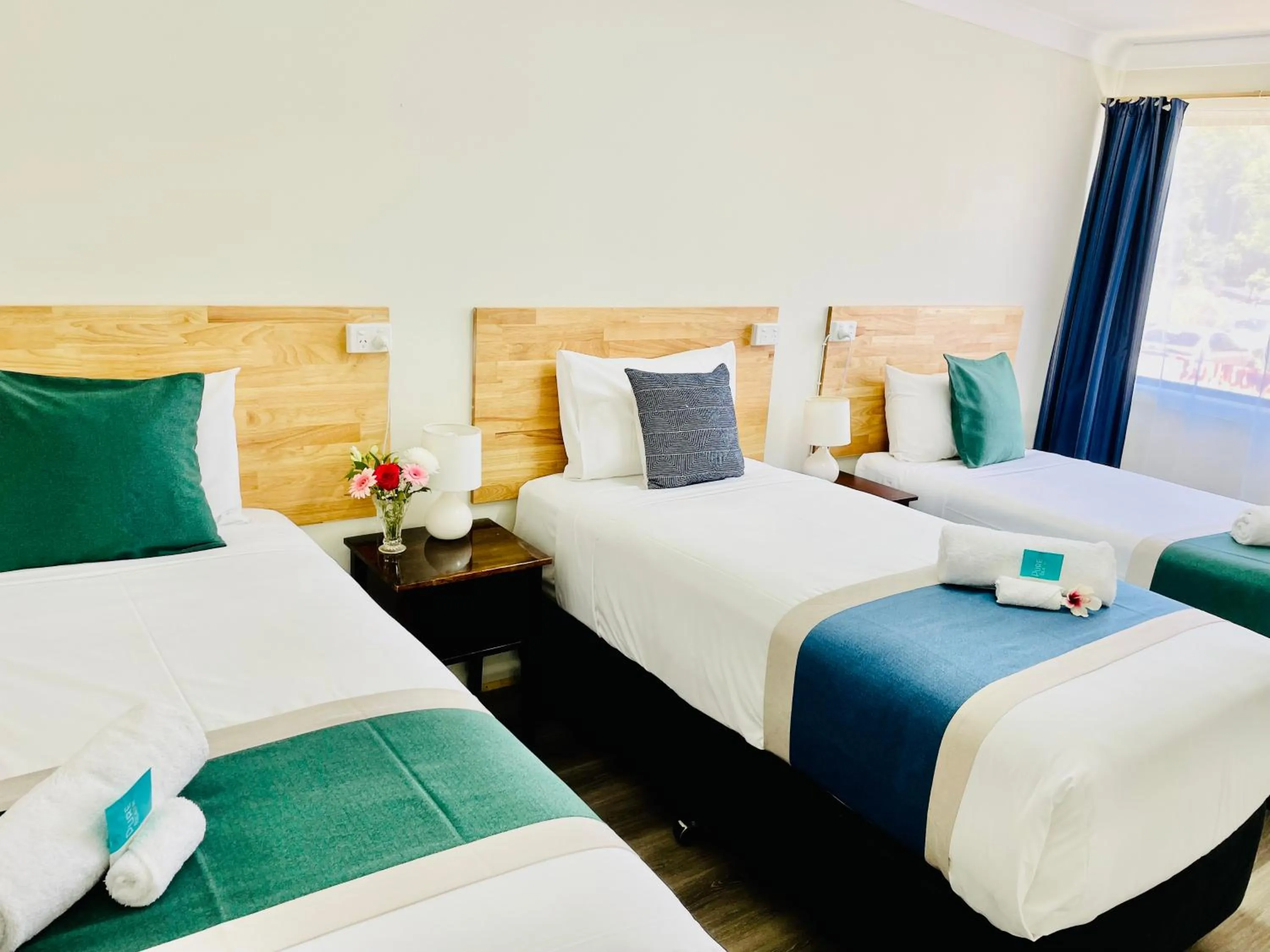 Bedroom, Bed in Highway Motor Inn Taree