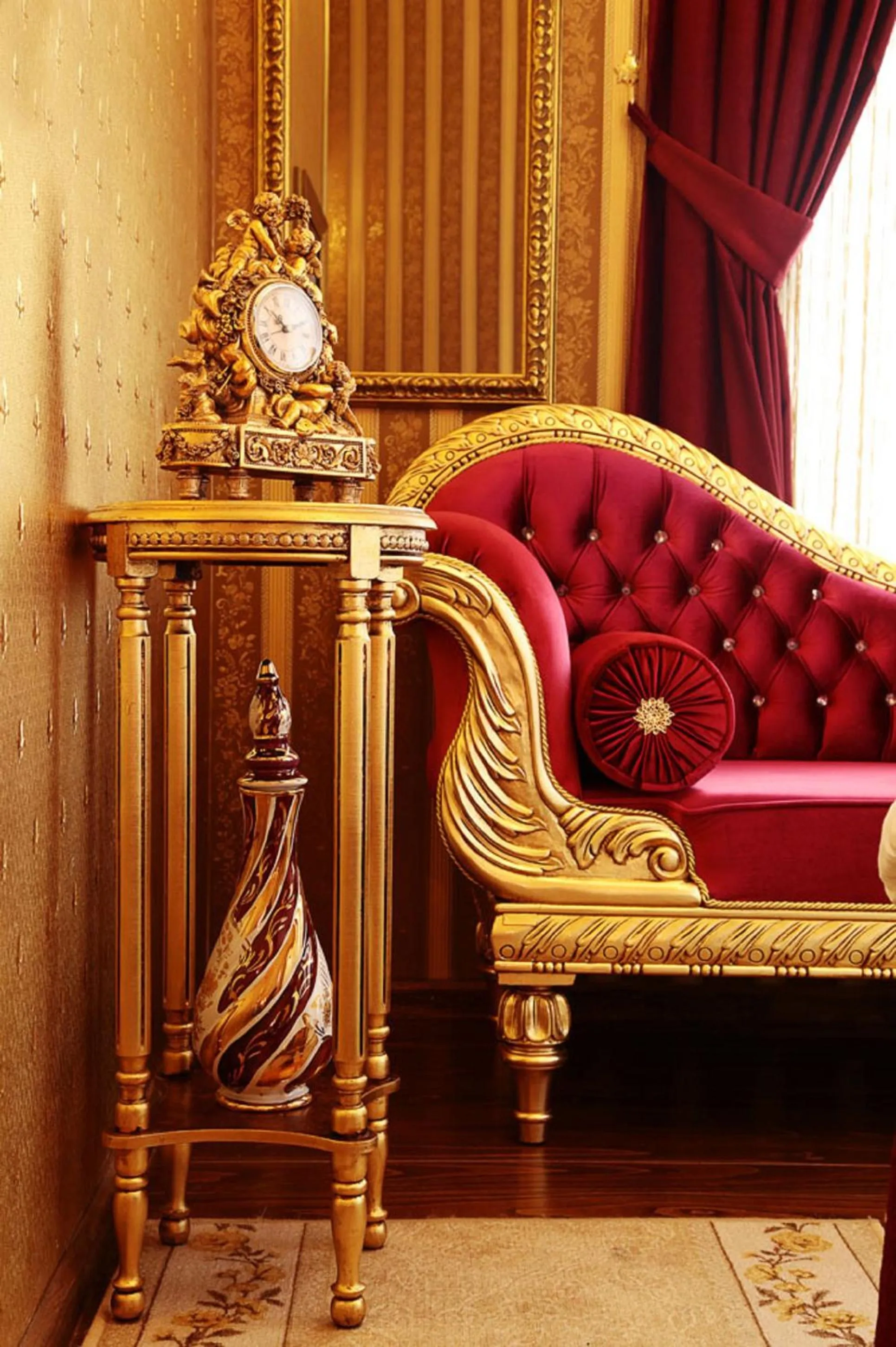 Lobby or reception in Sultan Tughra Hotel