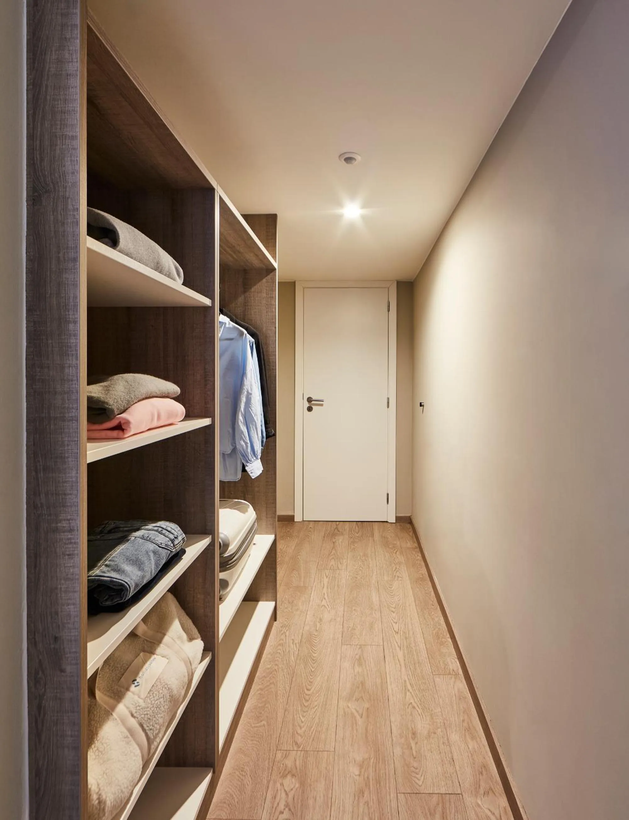 storage, Bed in Holiday Suites Blankenberge