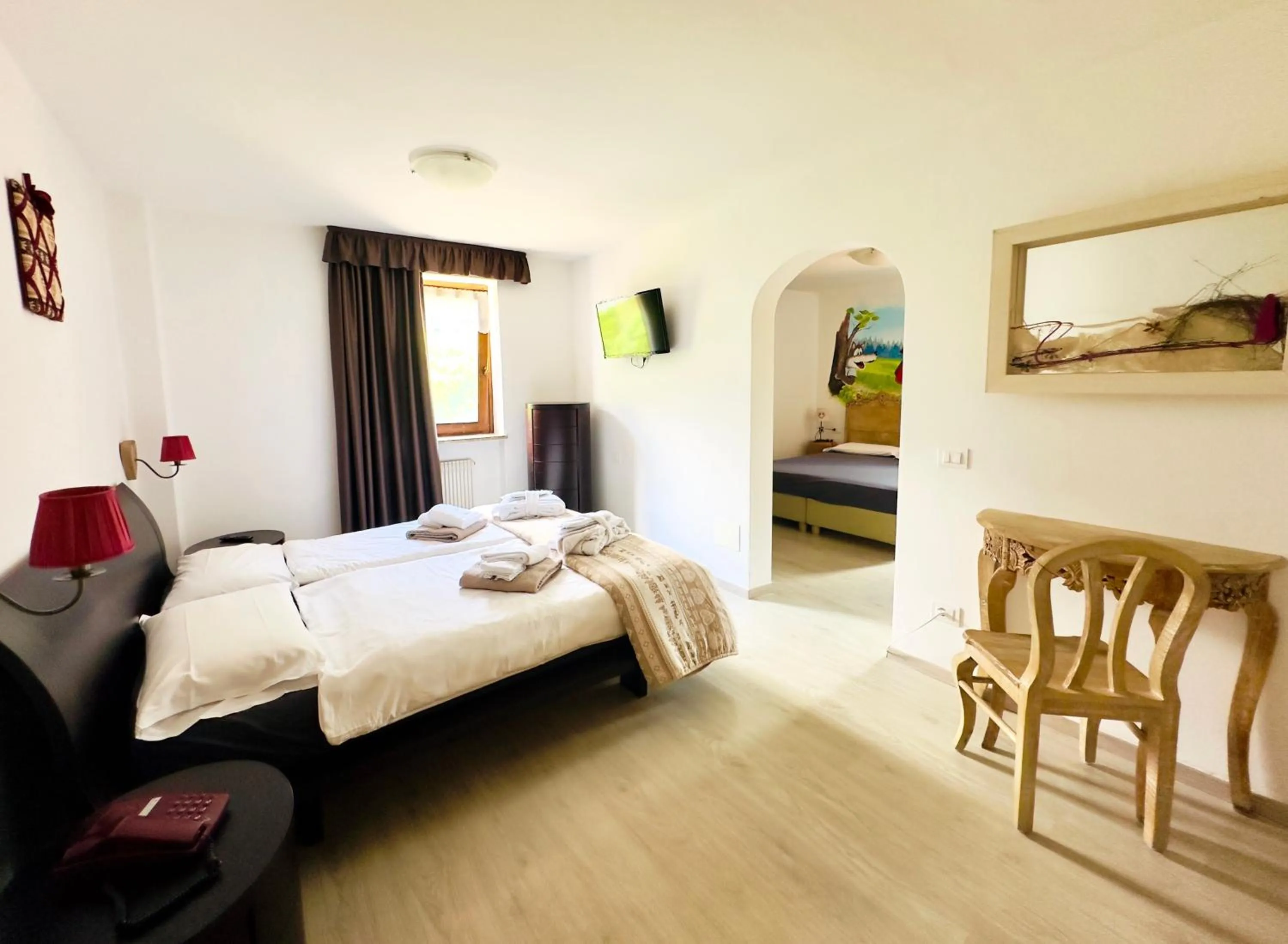 Bedroom, Bed in Alpen Family Hotel Someda