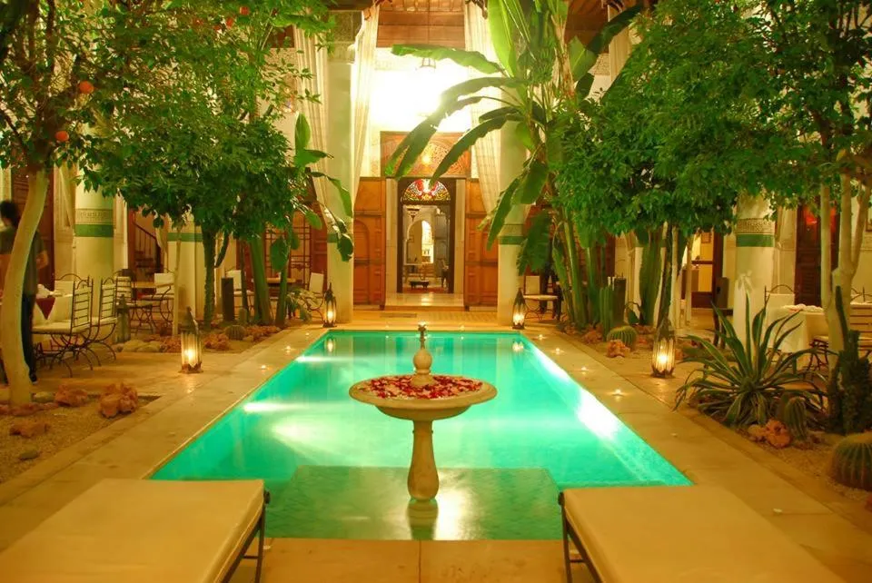 Swimming pool in Riad Slitine & Spa