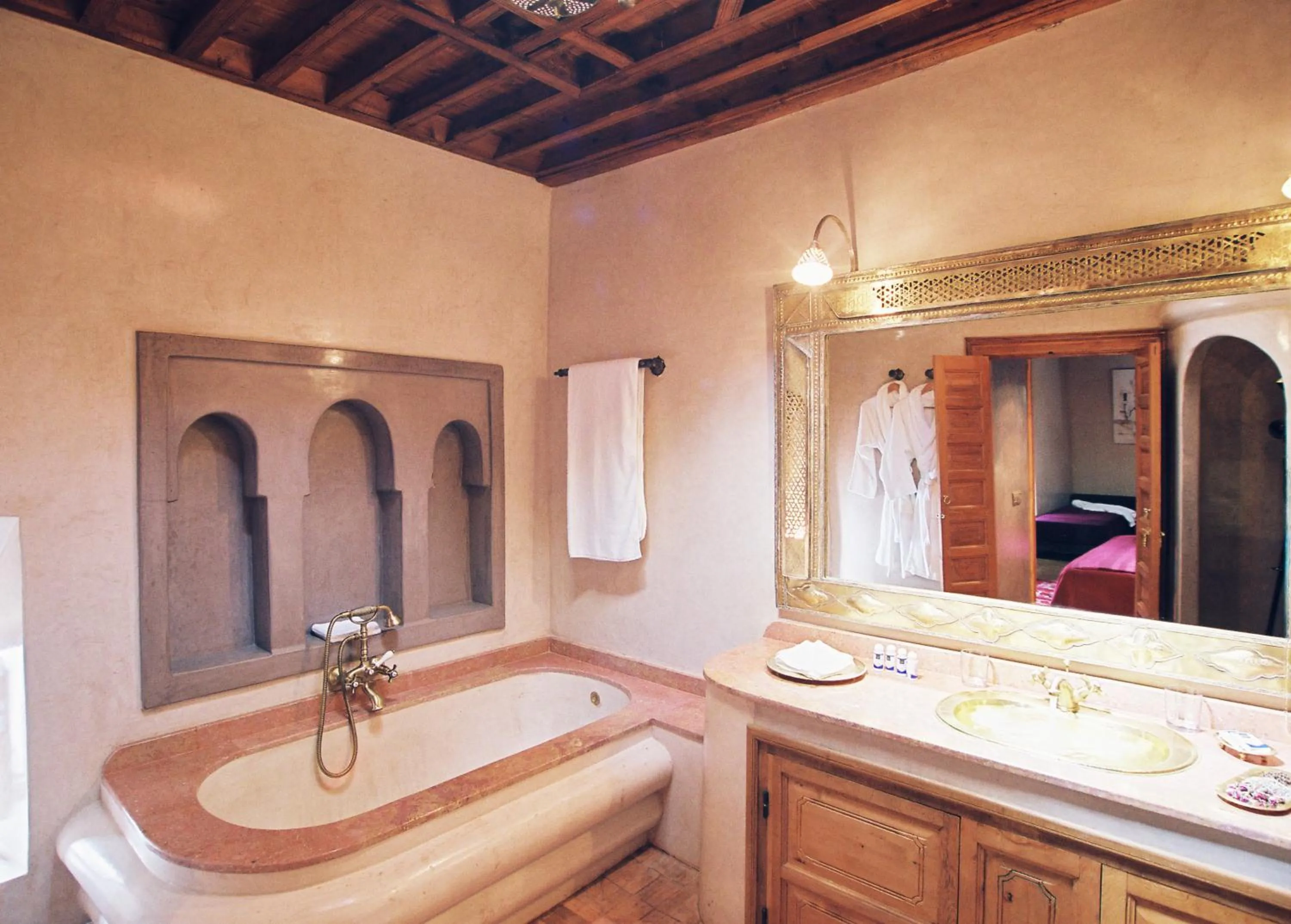 Bathroom in Riad Slitine & Spa