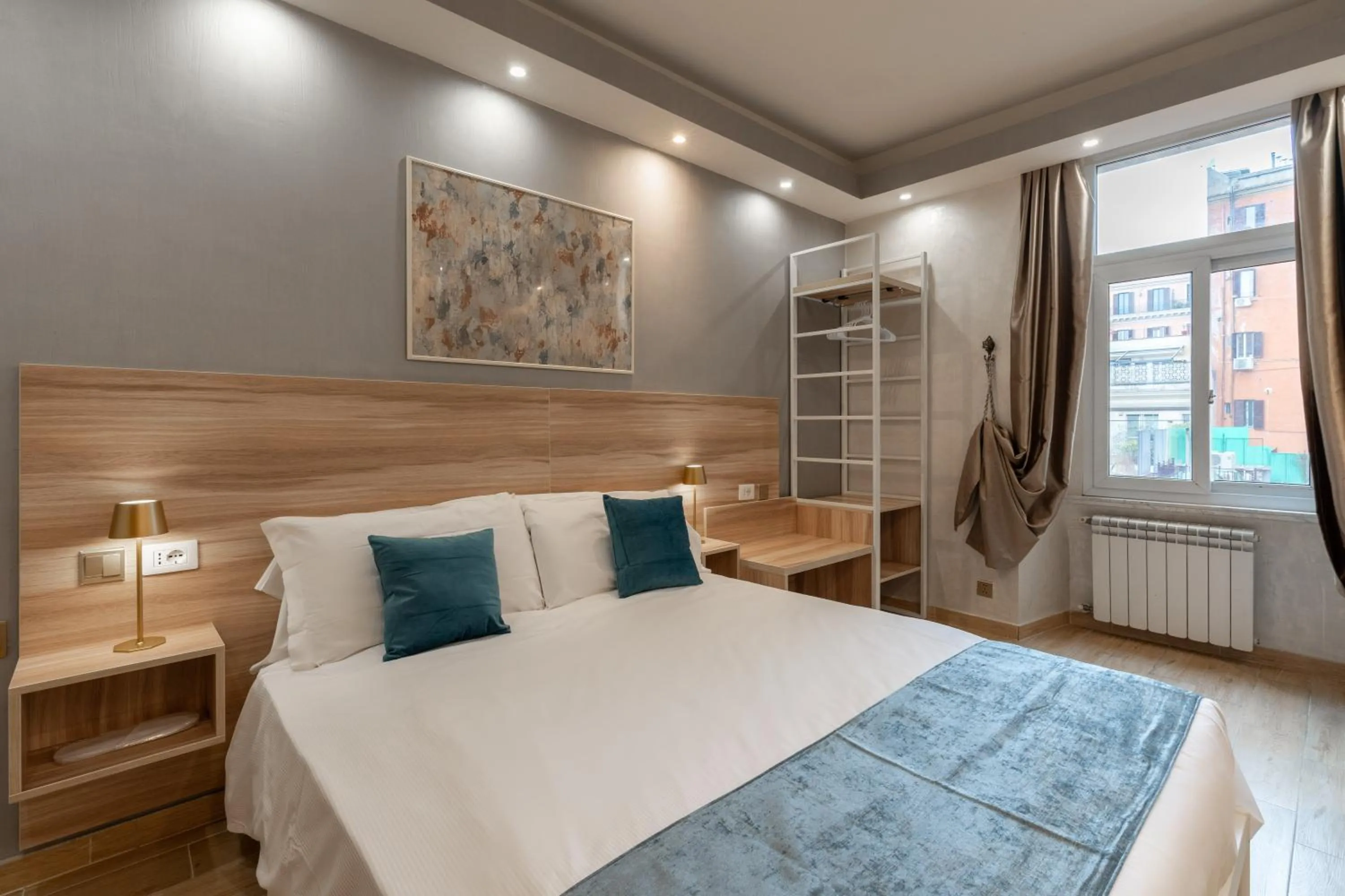 Bed in Rome Love Hotel