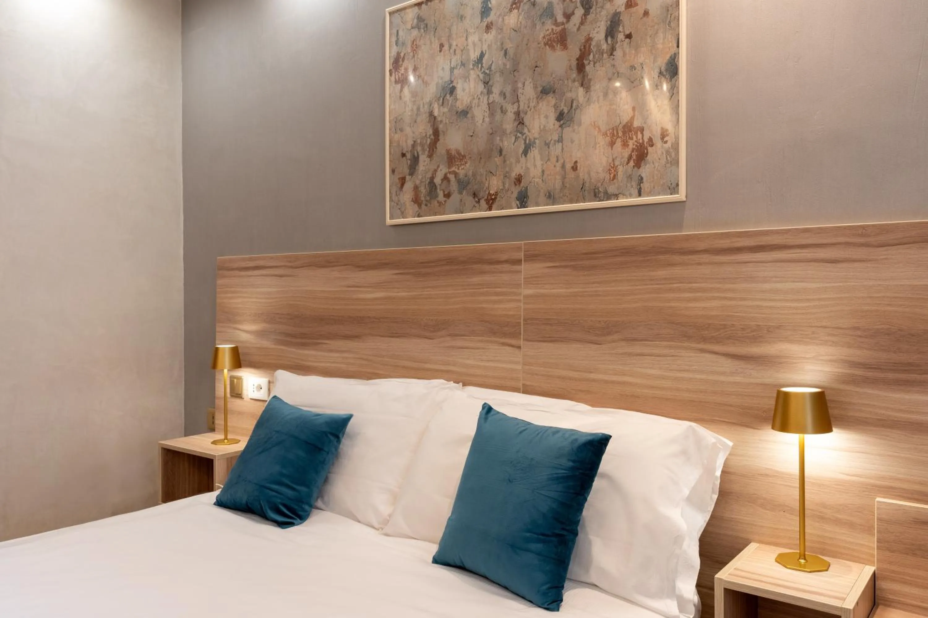 Bed in Rome Love Hotel