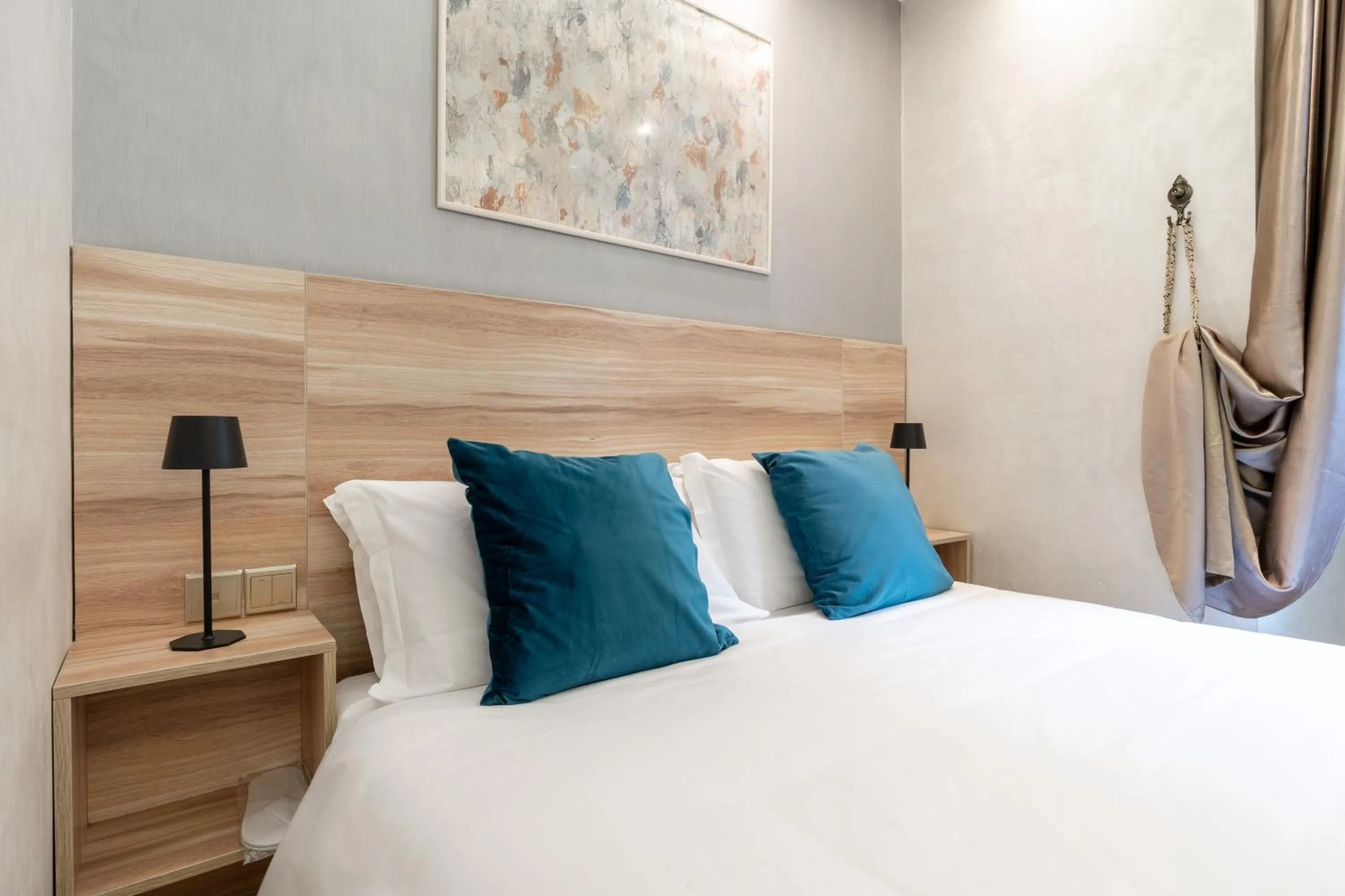 Bedroom, Bed in Rome Love Hotel