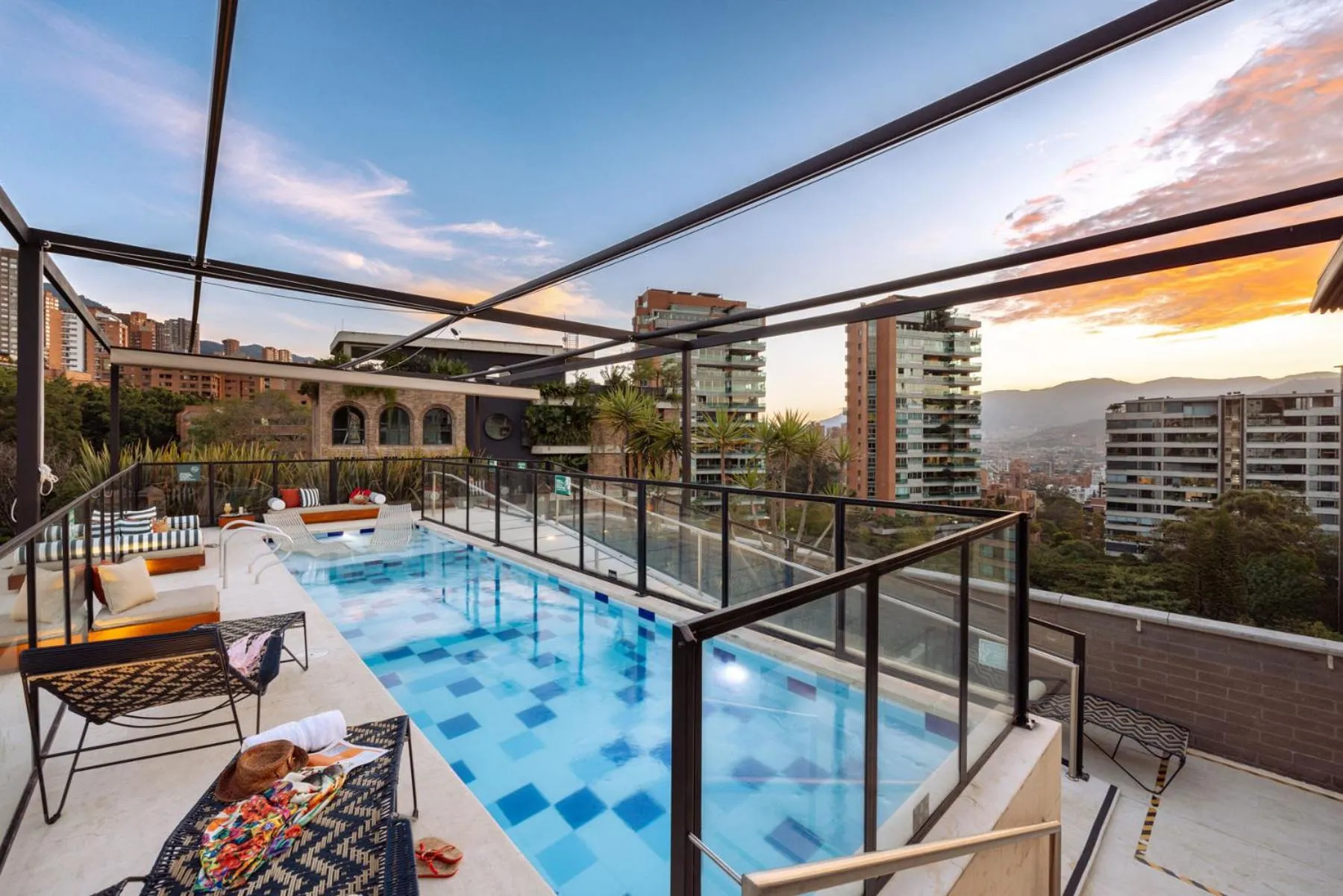 Swimming pool in Loma Verde Aparthotel