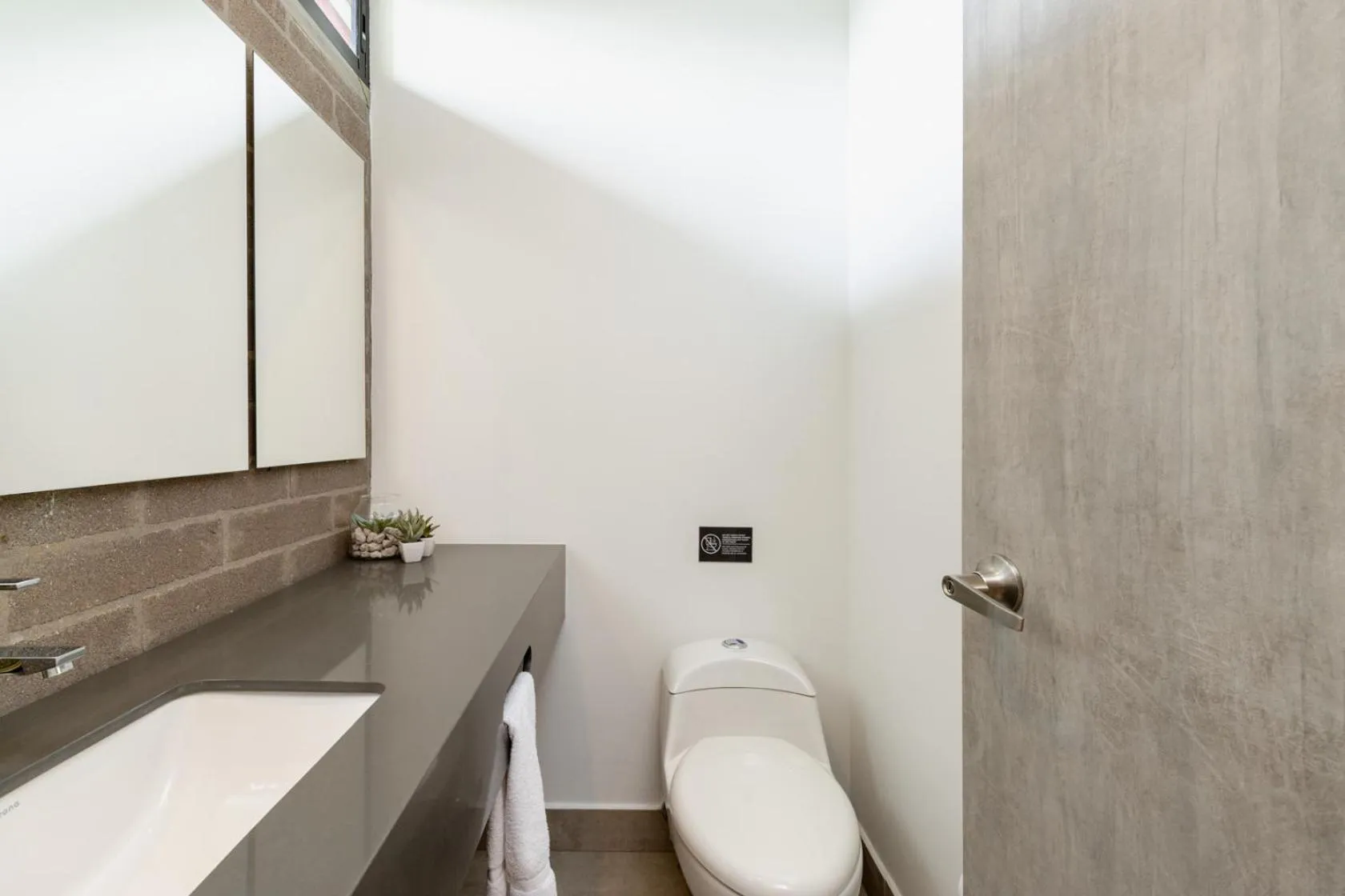 Bathroom in Loma Verde Aparthotel