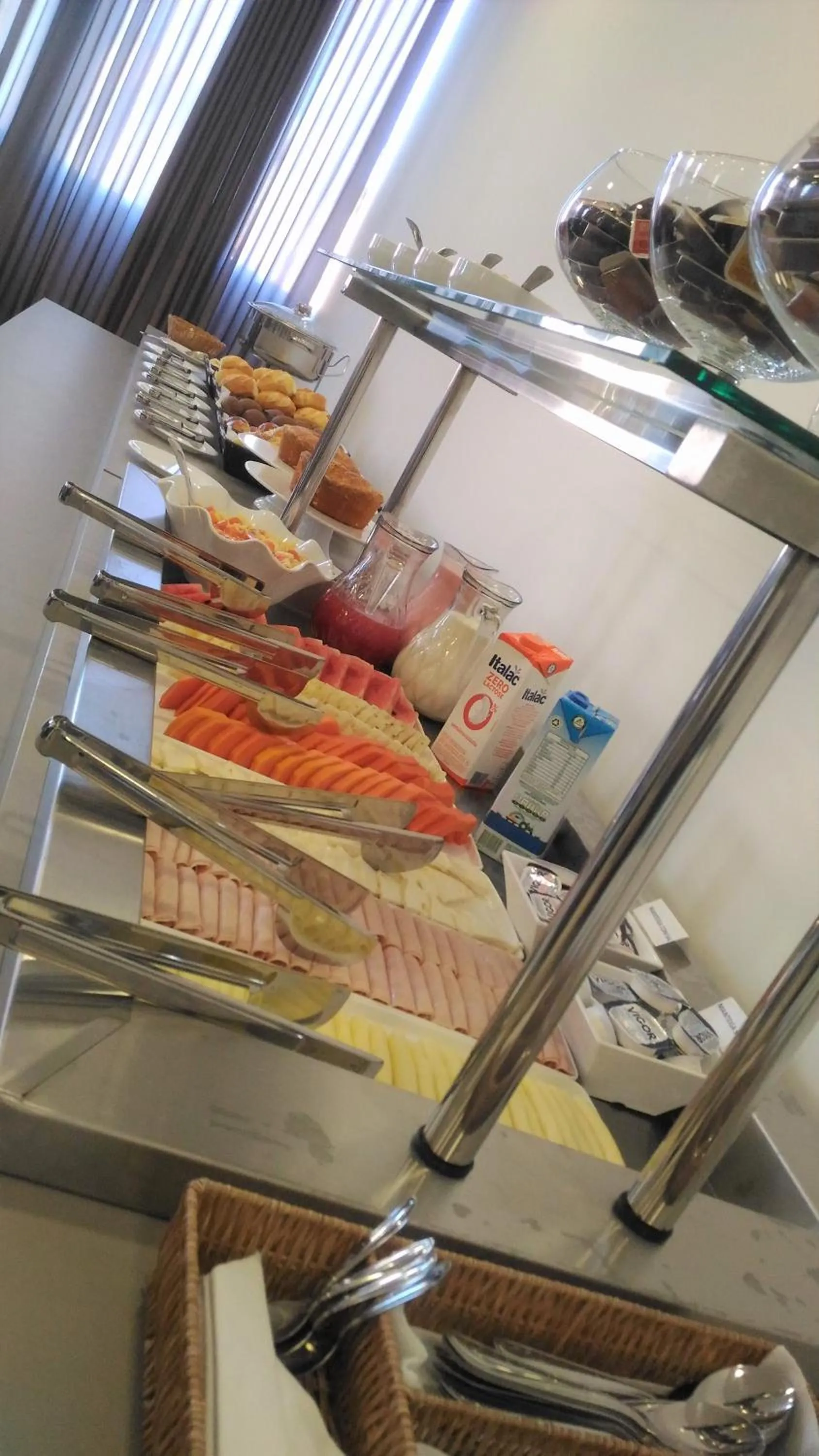 Breakfast in Hotel H2 Congonhas