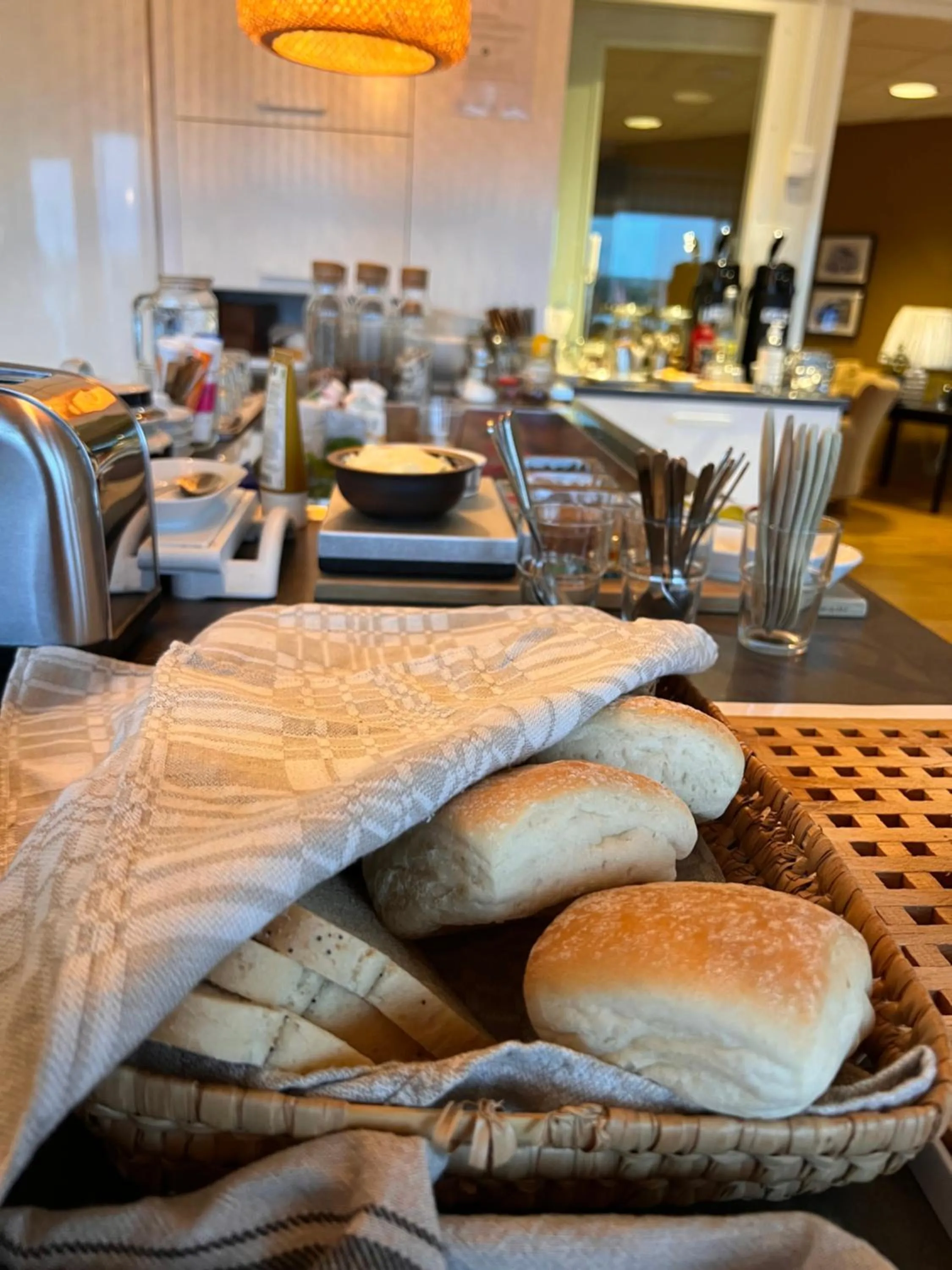 Breakfast in Hotell Garvaren