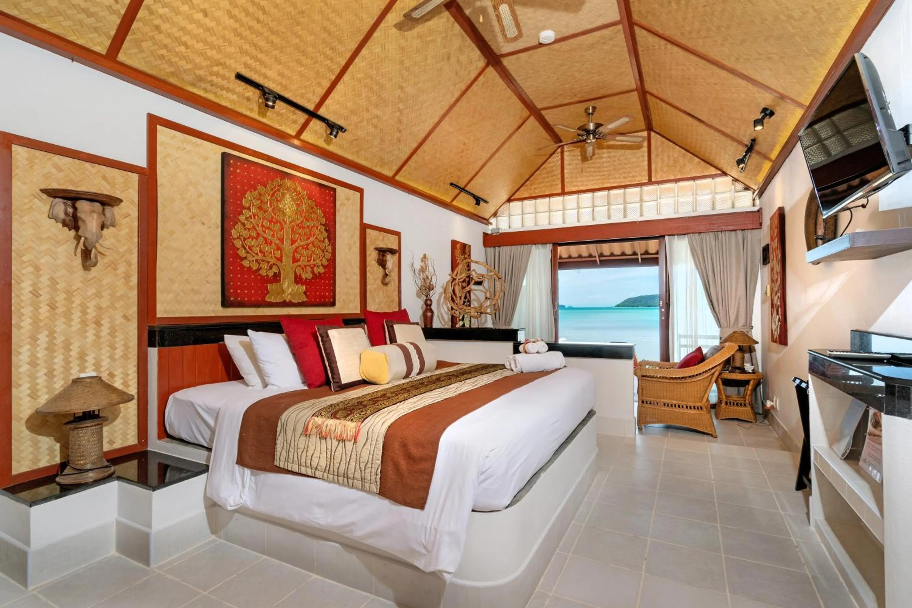 Bedroom, Bed in Friendship Beach Resort & Atmanjai Wellness Centre