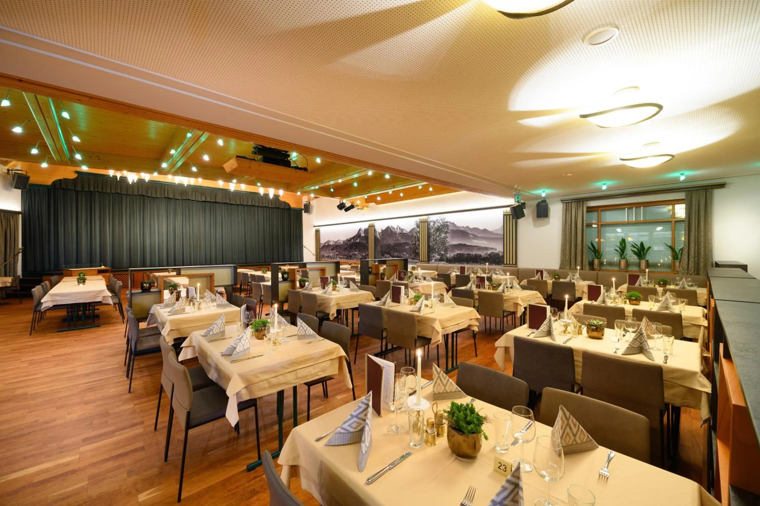 Restaurant/places to eat in Hotel Niederreiter