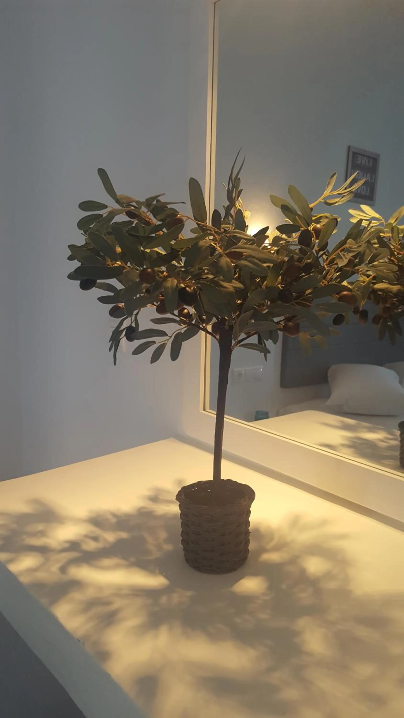 Decorative detail in Anemos Hotel & Apartments