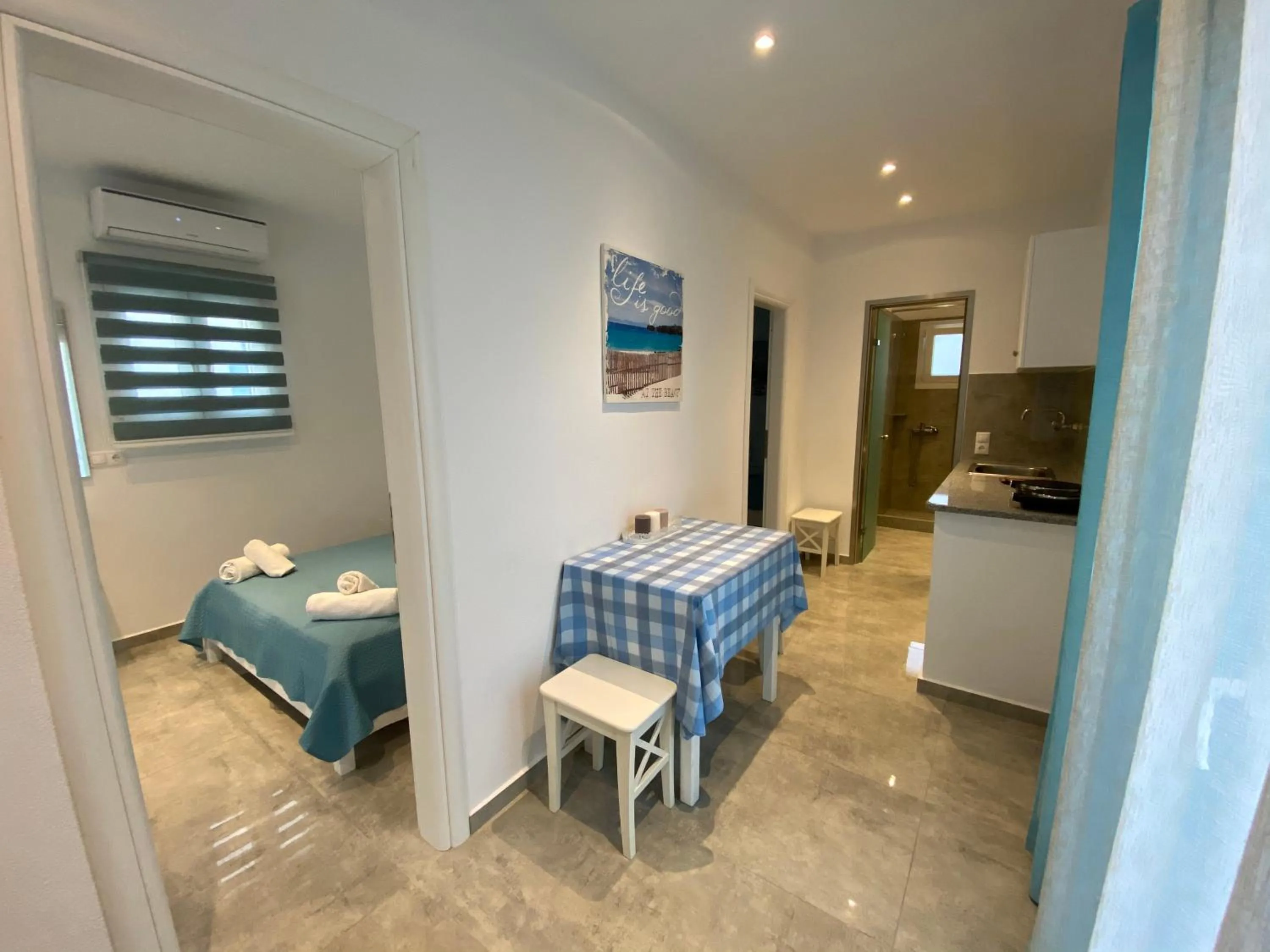 Anemos Hotel & Apartments