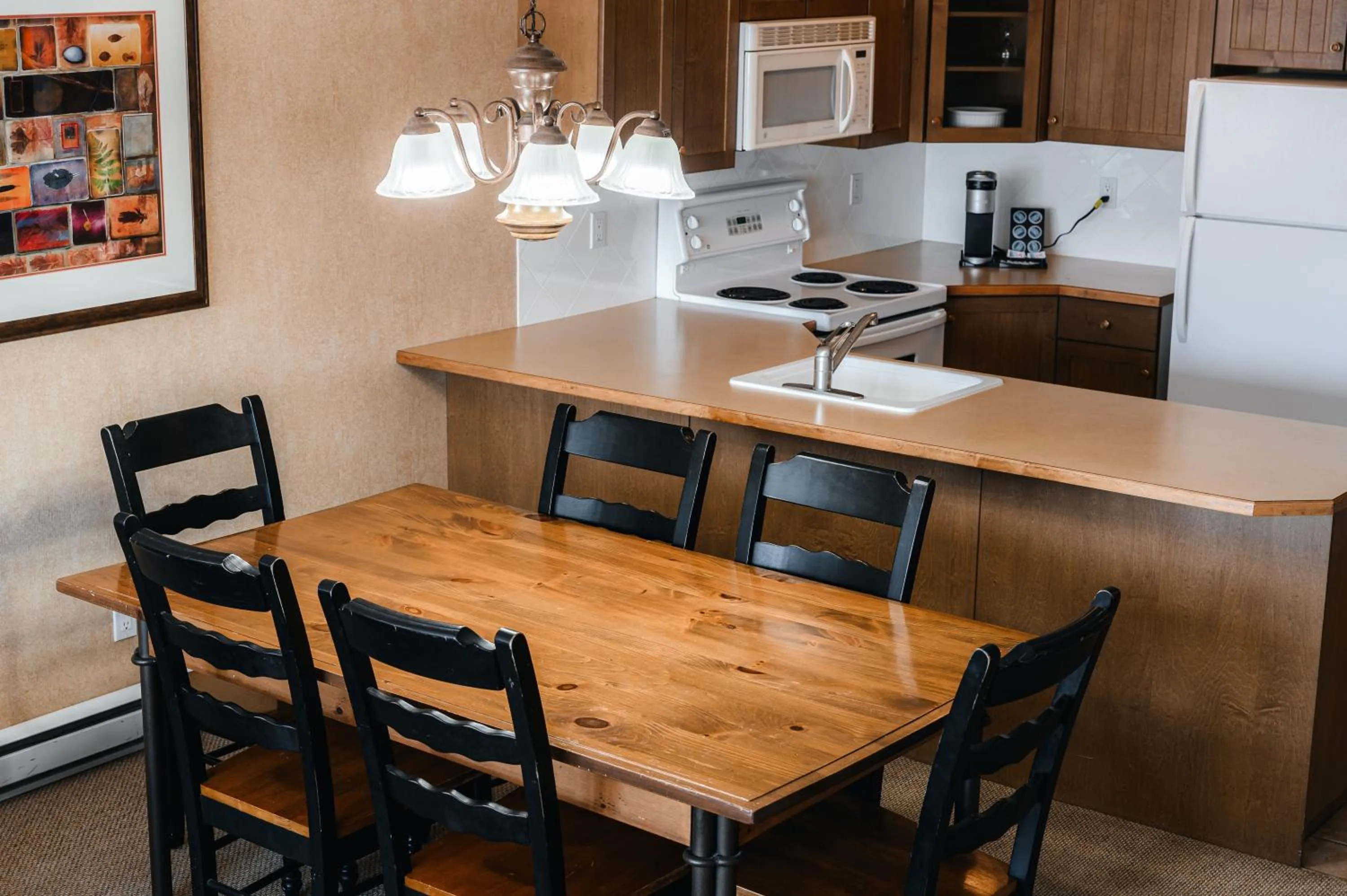 Mountain View Resort and Suites at Fairmont Hot Springs