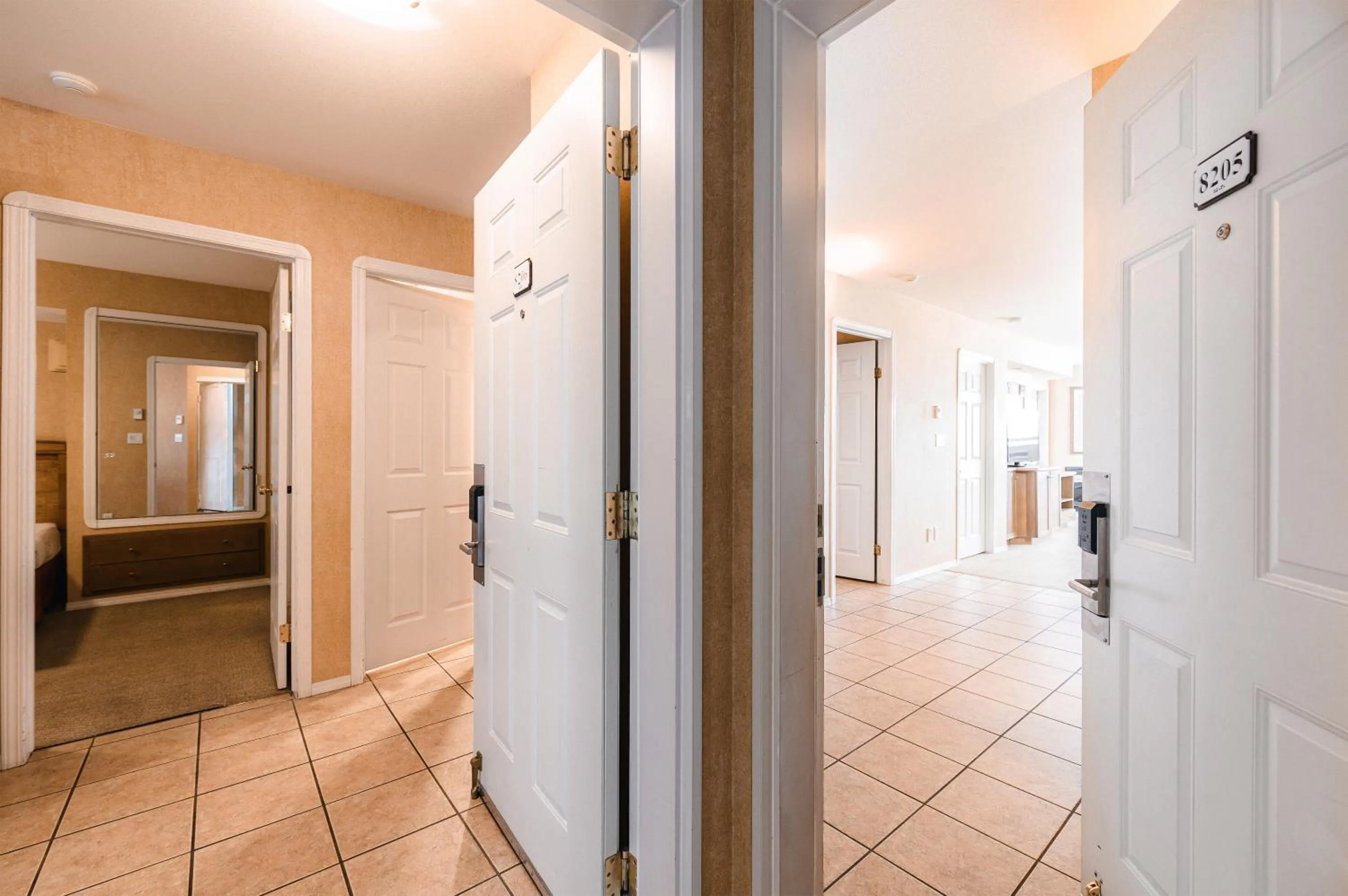 Mountain View Resort and Suites at Fairmont Hot Springs