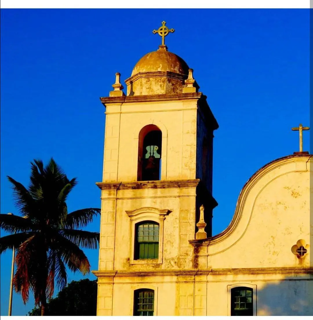 CASA - FRENTE PARA O MAR