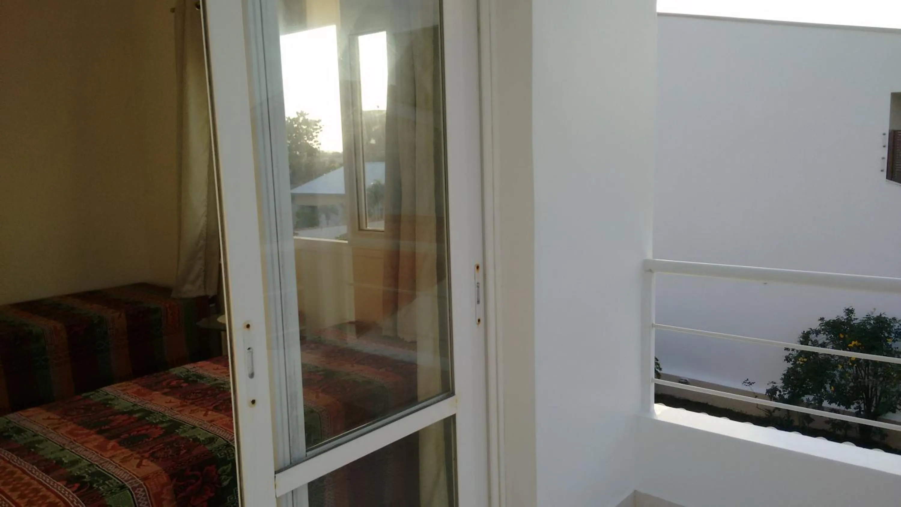 CASA - FRENTE PARA O MAR