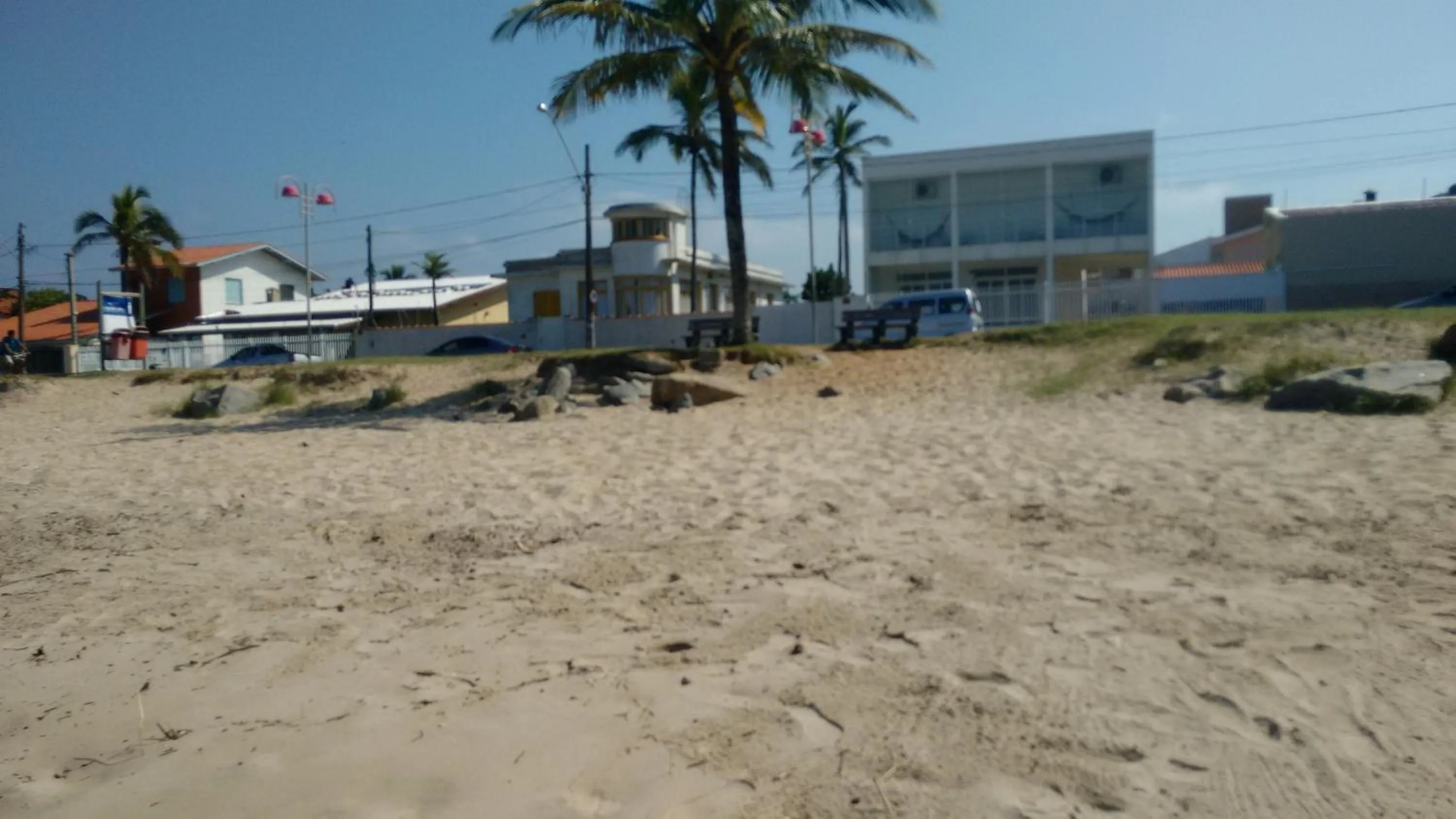 CASA - FRENTE PARA O MAR